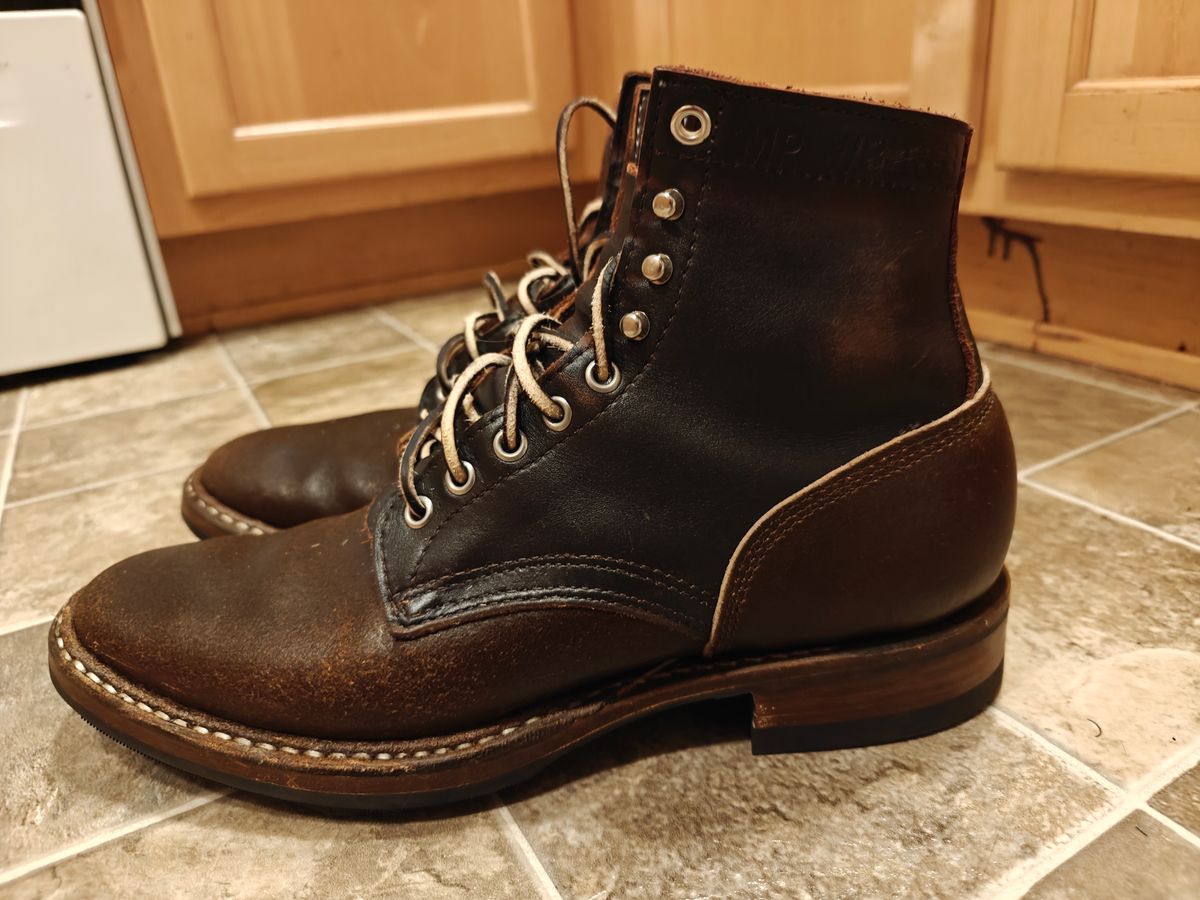 Photo by pancake_32 on November 5, 2025 of the White's MP-M1 in Seidel Brown Dress & Horween Cinnamon Waxed Flesh.