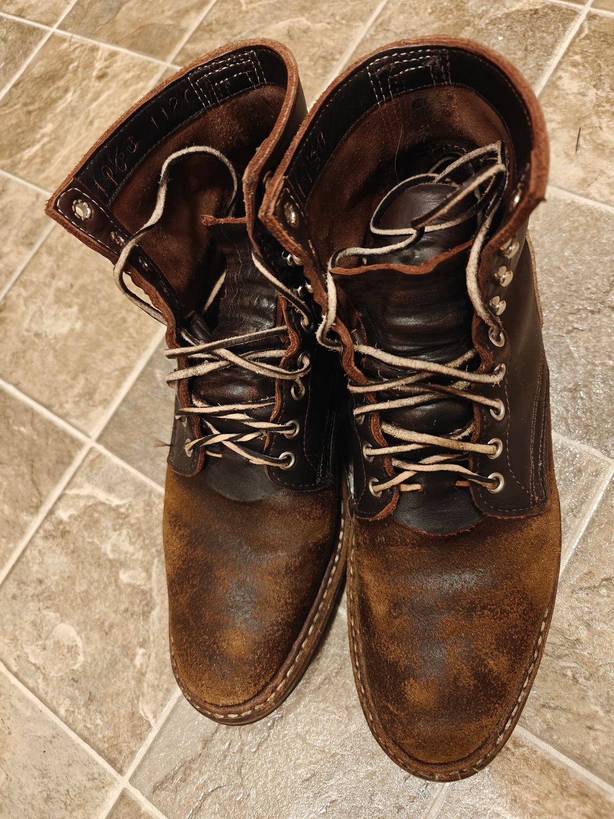 Photo by pancake_32 on February 6, 2026 of the White's MP-M1 in Seidel Brown Dress & Horween Cinnamon Waxed Flesh.