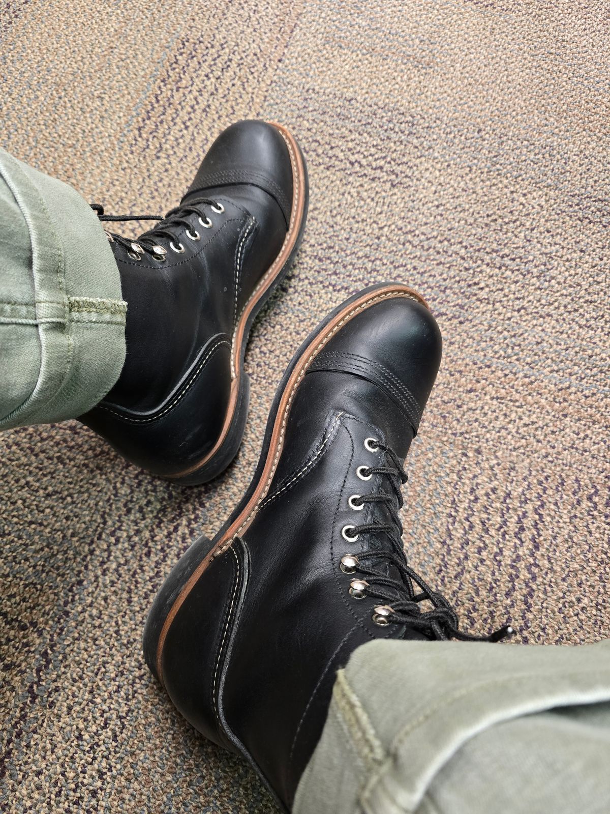 Photo by quantum_quetzal on April 9, 2026 of the Red Wing Iron Ranger in S.B. Foot Black Harness.