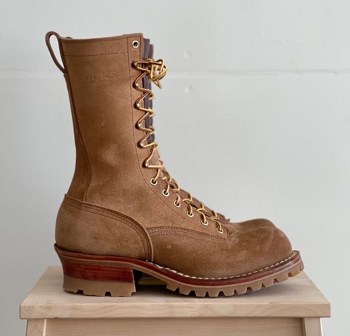 Photo by hetpaul on April 4, 2023 of the Nicks BuilderPro in Seidel 1964 Tan Roughout.