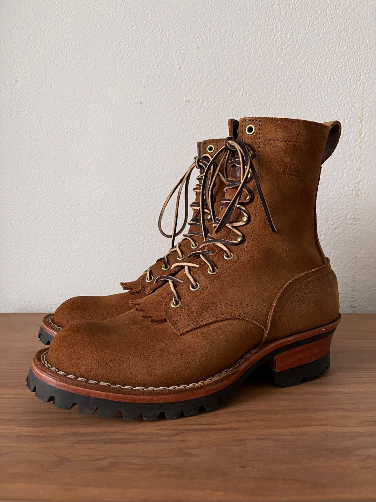 Photo by hetpaul on December 4, 2023 of the Nicks BuilderPro in Seidel 1964 Brown Roughout.