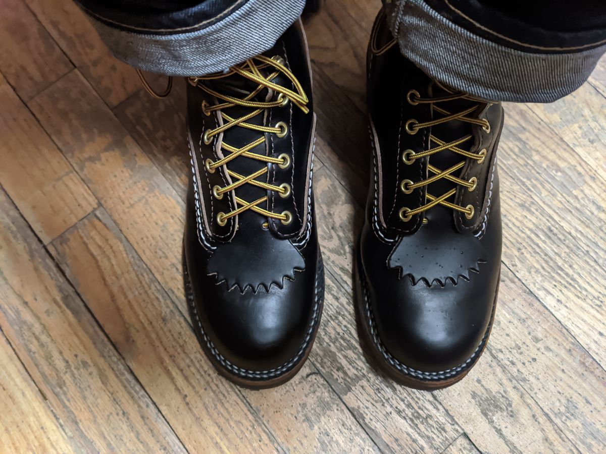 Photo by Coop on October 17, 2024 of the Wesco Jobmaster in Horween Black Chromexcel Horsehide.