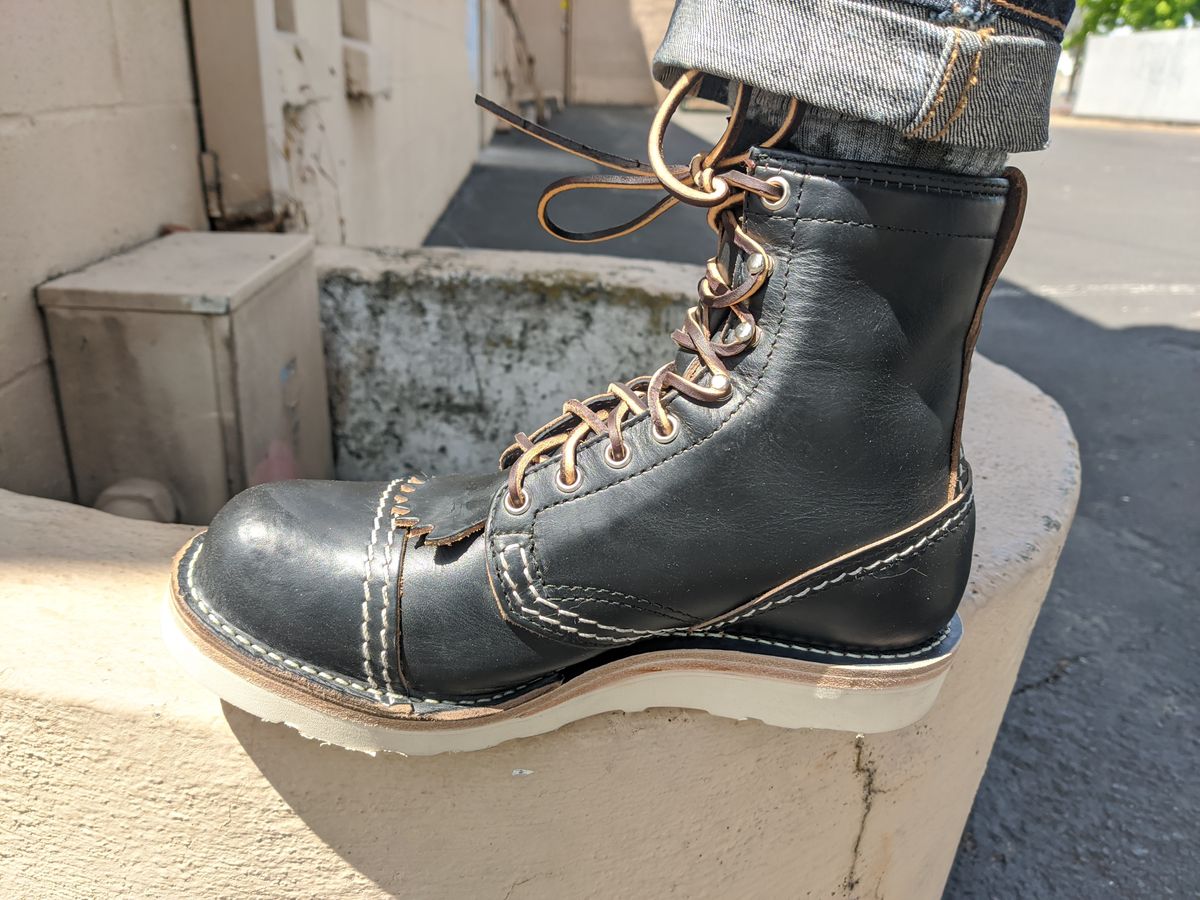 Photo by Coop on June 15, 2024 of the Wesco Jobmaster in Horween Black Chromexcel.