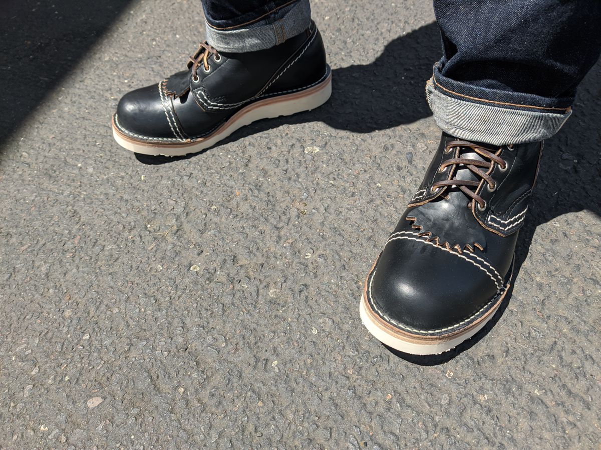 Photo by Coop on June 15, 2024 of the Wesco Jobmaster in Horween Black Chromexcel.