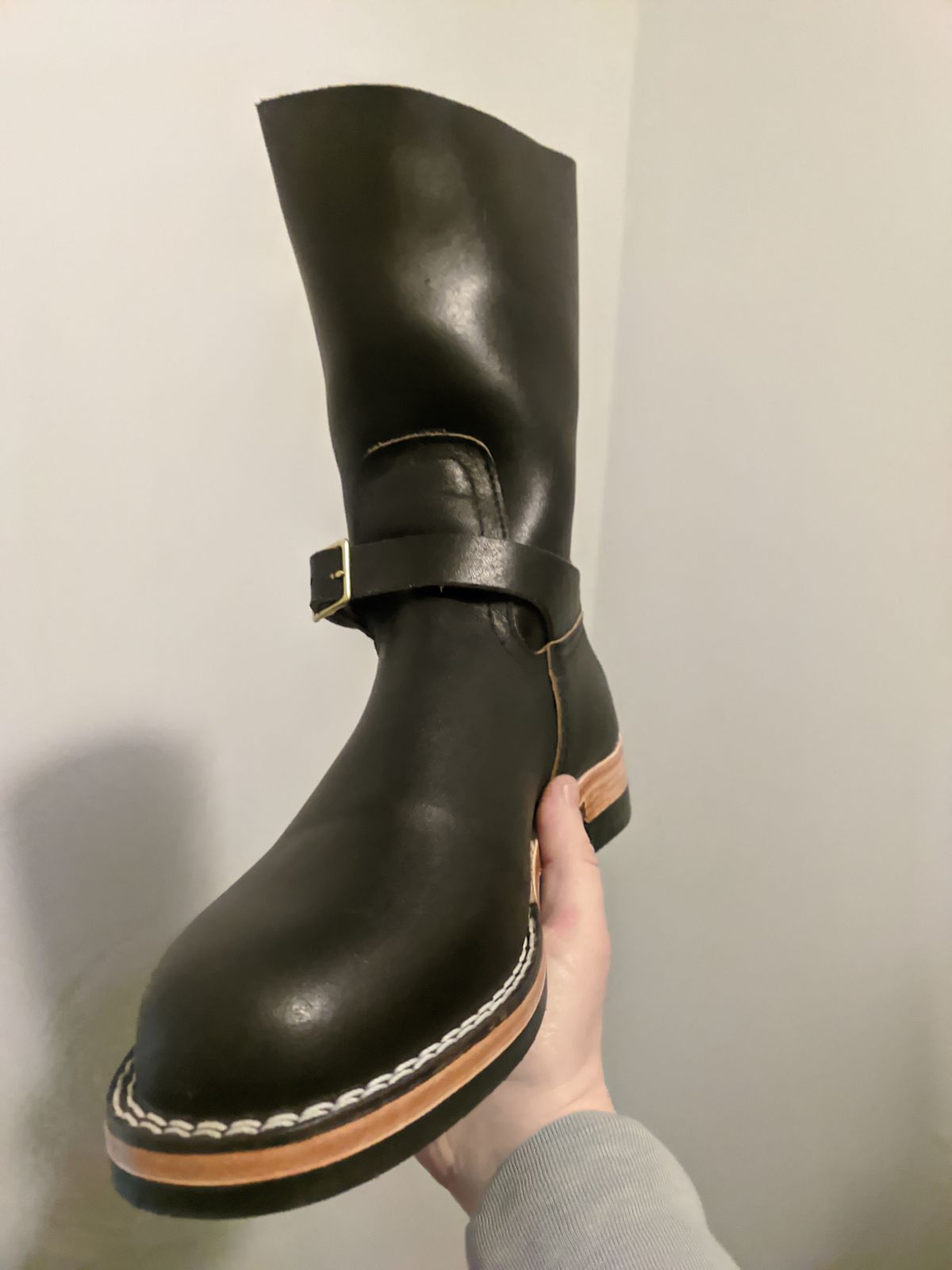 Photo by Coop on January 31, 2024 of the Nicks Vintage Engineer in Horween Black Waxed Flesh.