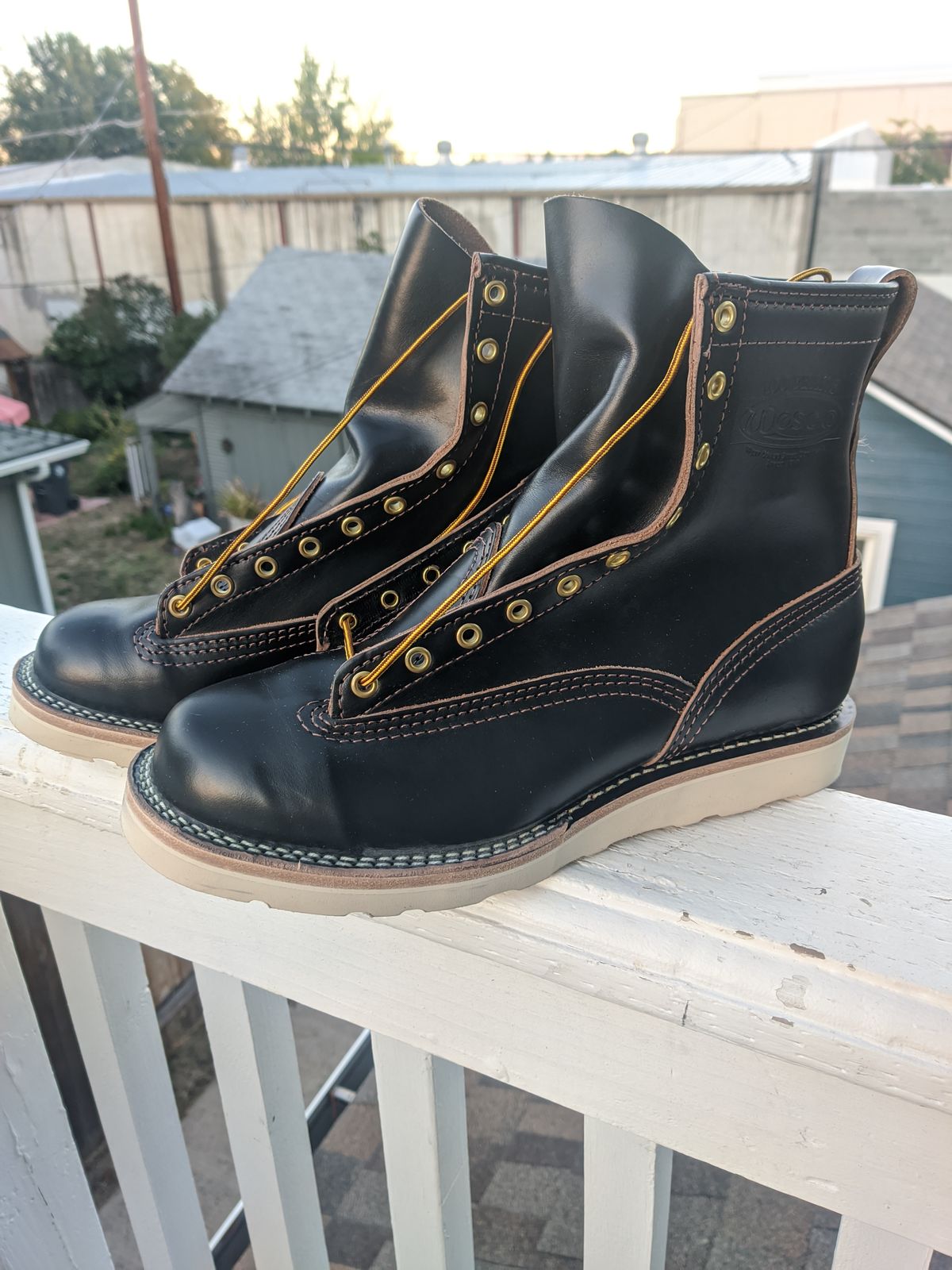 Photo by Coop on October 6, 2023 of the Wesco Jobmaster in Horween Black Chromexcel Horsehide.