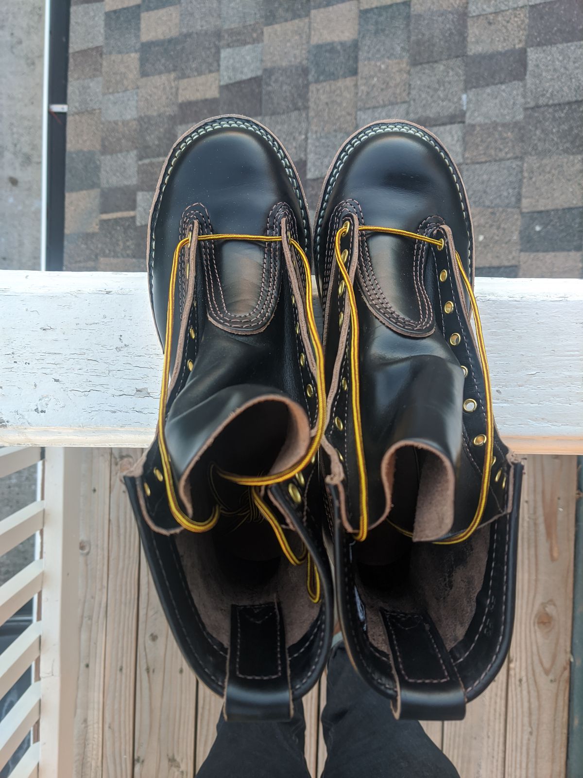 Photo by Coop on October 6, 2023 of the Wesco Jobmaster in Horween Black Chromexcel Horsehide.