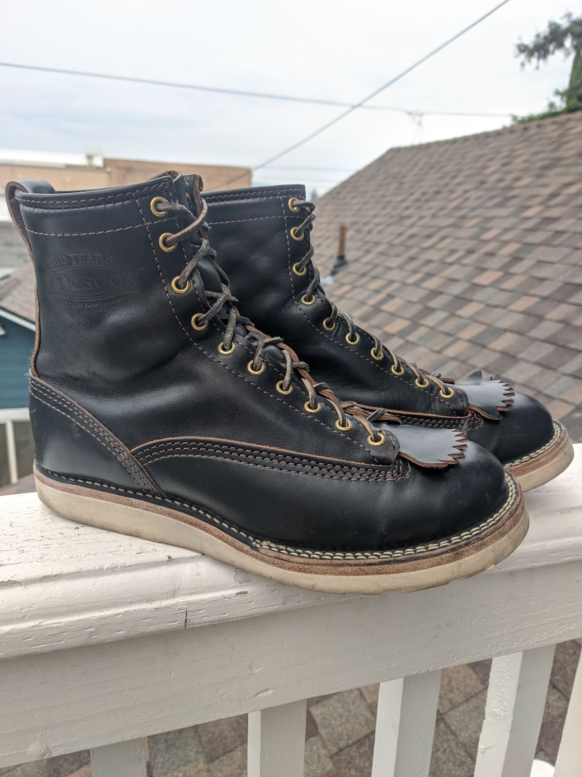 Photo by Coop on November 4, 2023 of the Wesco Jobmaster in Horween Black Chromexcel Horsehide.