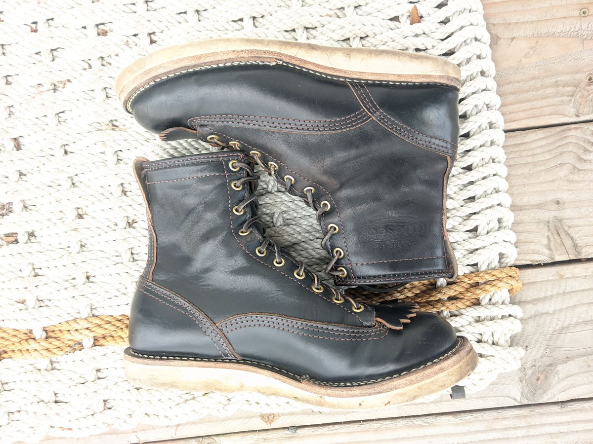 Photo by Coop on January 2, 2024 of the Wesco Jobmaster in Horween Black Chromexcel Horsehide.