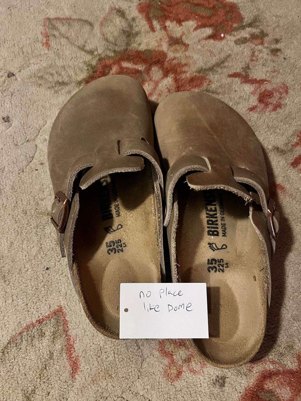 Photo by SoggySwanSongs on November 6, 2022 of the Birkenstock Boston in Tobacco Brown Oiled Leather.