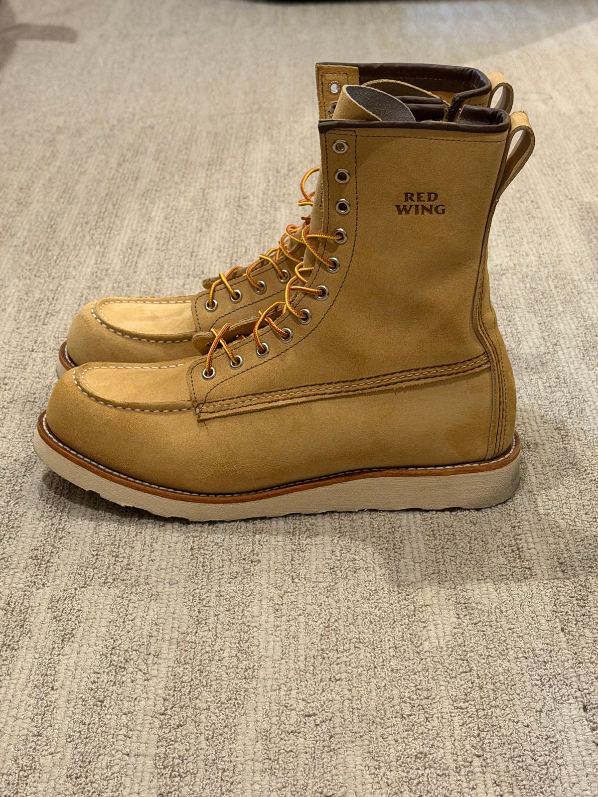 Photo by mwanni on January 17, 2026 of the Red Wing 4669 Human Made x Red Wing in S.B. Foot Hawthorne Abilene.