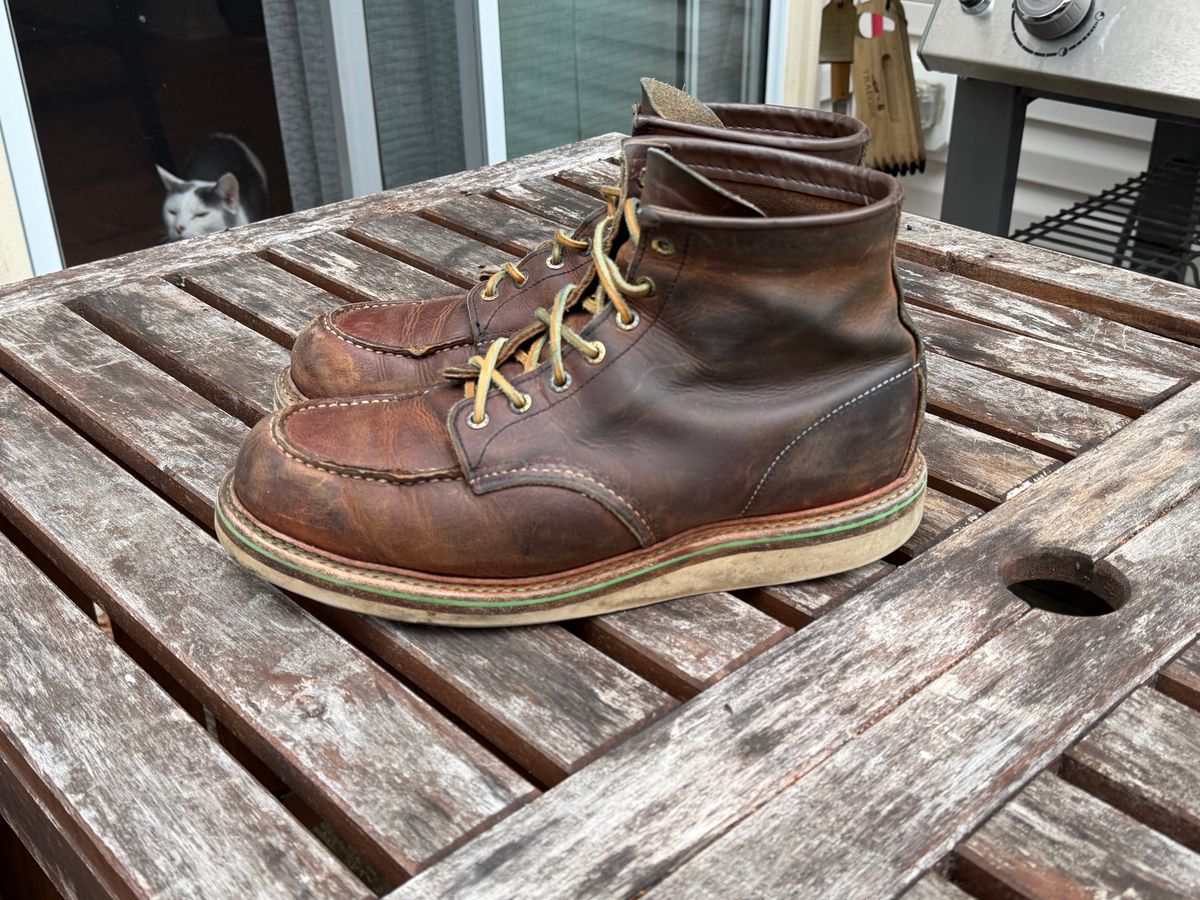 Photo by mwanni on December 28, 2025 of the Red Wing 6-Inch Classic Moc in S.B. Foot Copper Rough and Tough.