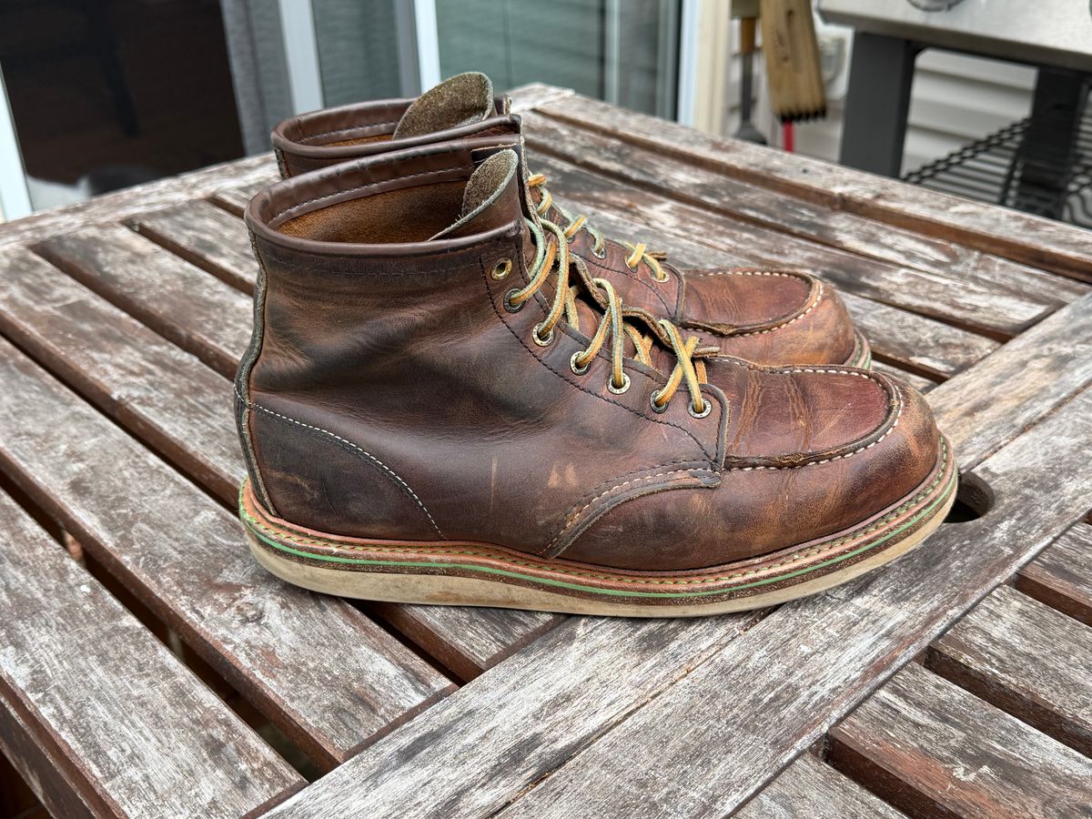 Photo by mwanni on December 28, 2025 of the Red Wing 6-Inch Classic Moc in S.B. Foot Copper Rough and Tough.
