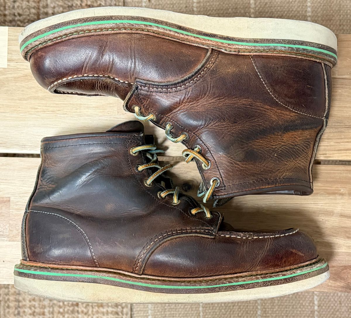 Photo by mwanni on February 6, 2026 of the Red Wing 6-Inch Classic Moc in S.B. Foot Copper Rough and Tough.