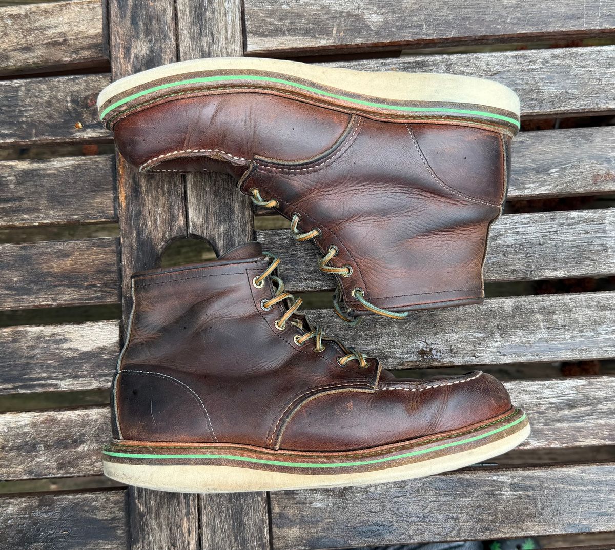 Photo by mwanni on April 5, 2026 of the Red Wing 6-Inch Classic Moc in S.B. Foot Copper Rough and Tough.