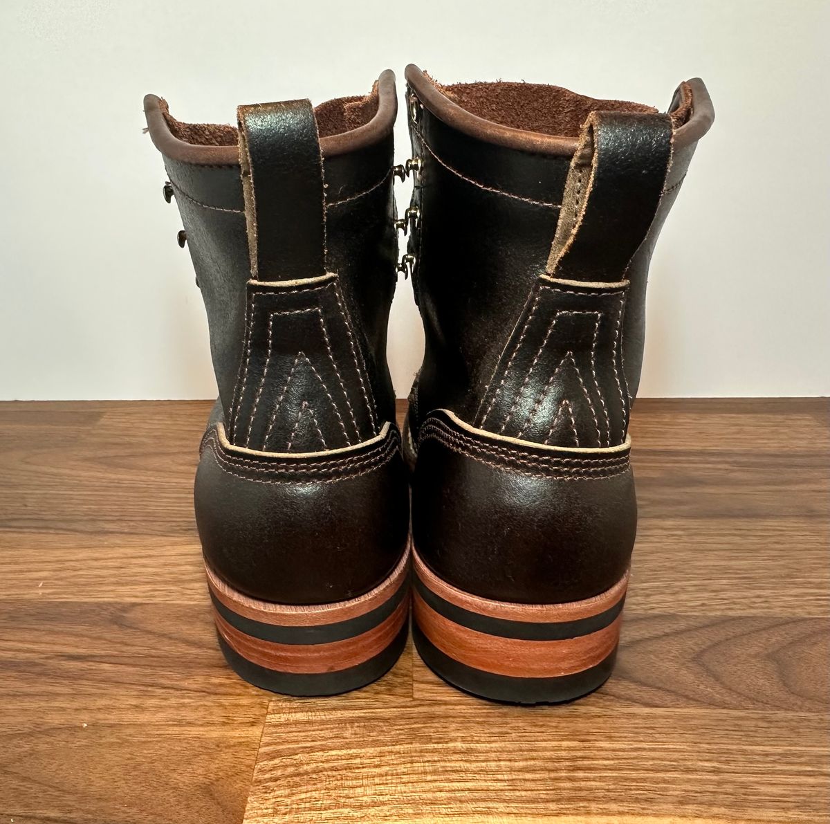 Photo by mwanni on October 3, 2023 of the Nicks Falcon in Horween Dark Brown Waxed Flesh.