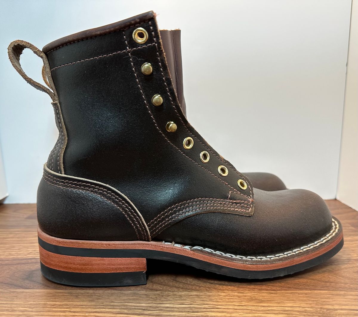Photo by mwanni on November 5, 2023 of the Nicks Falcon in Horween Dark Brown Waxed Flesh.