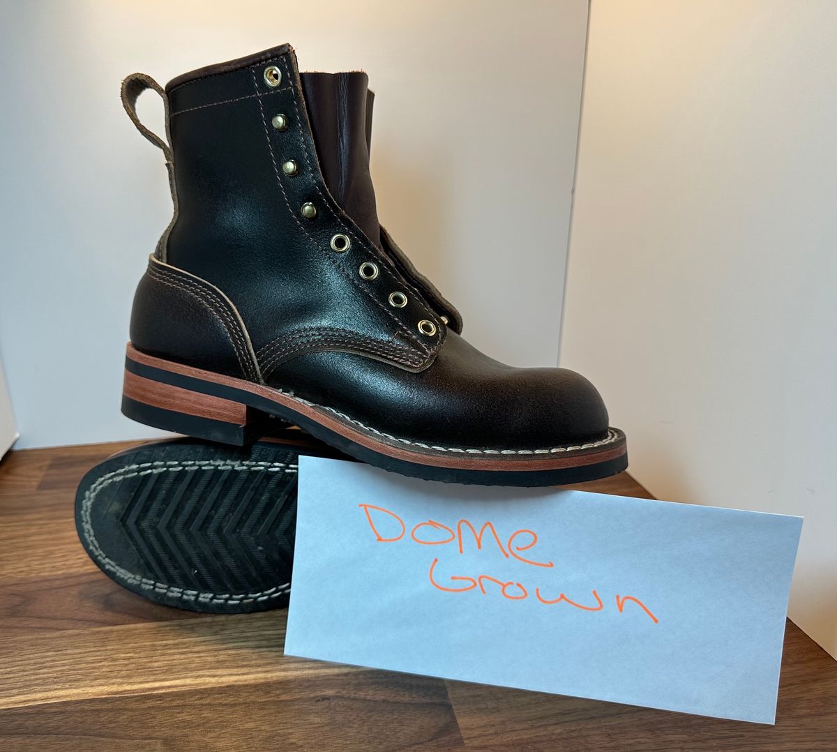 Photo by mwanni on November 5, 2023 of the Nicks Falcon in Horween Dark Brown Waxed Flesh.