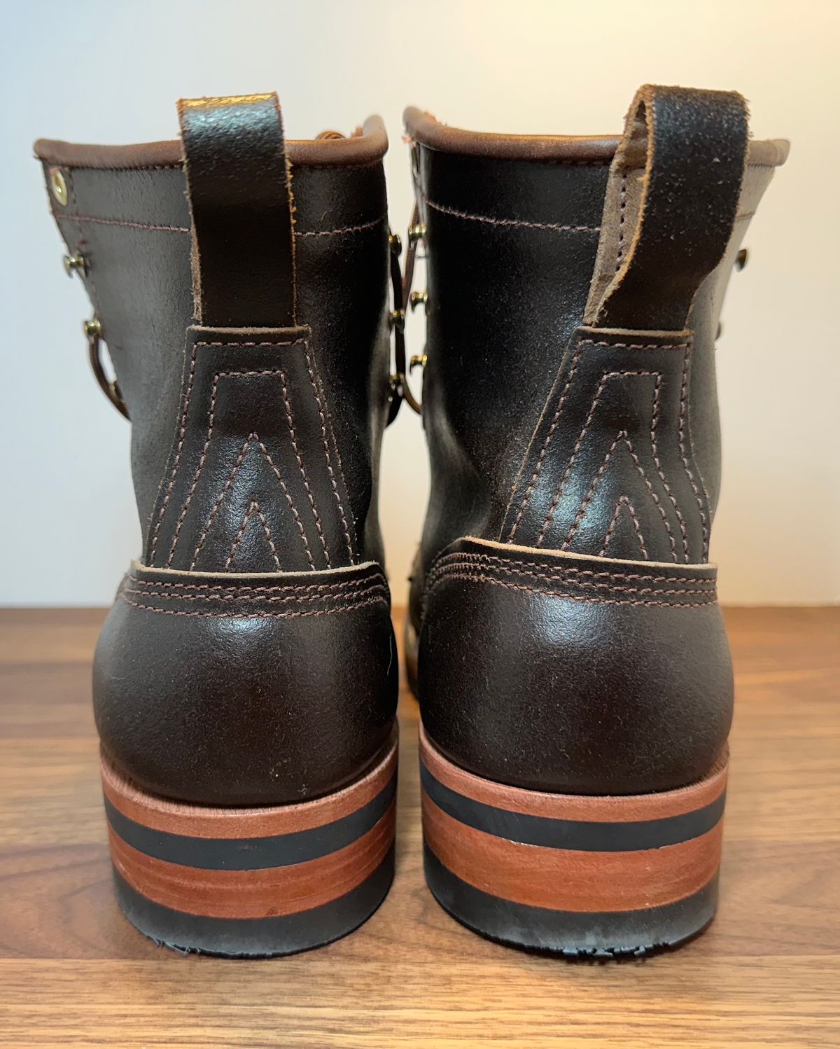 Photo by mwanni on December 6, 2023 of the Nicks Falcon in Horween Dark Brown Waxed Flesh.