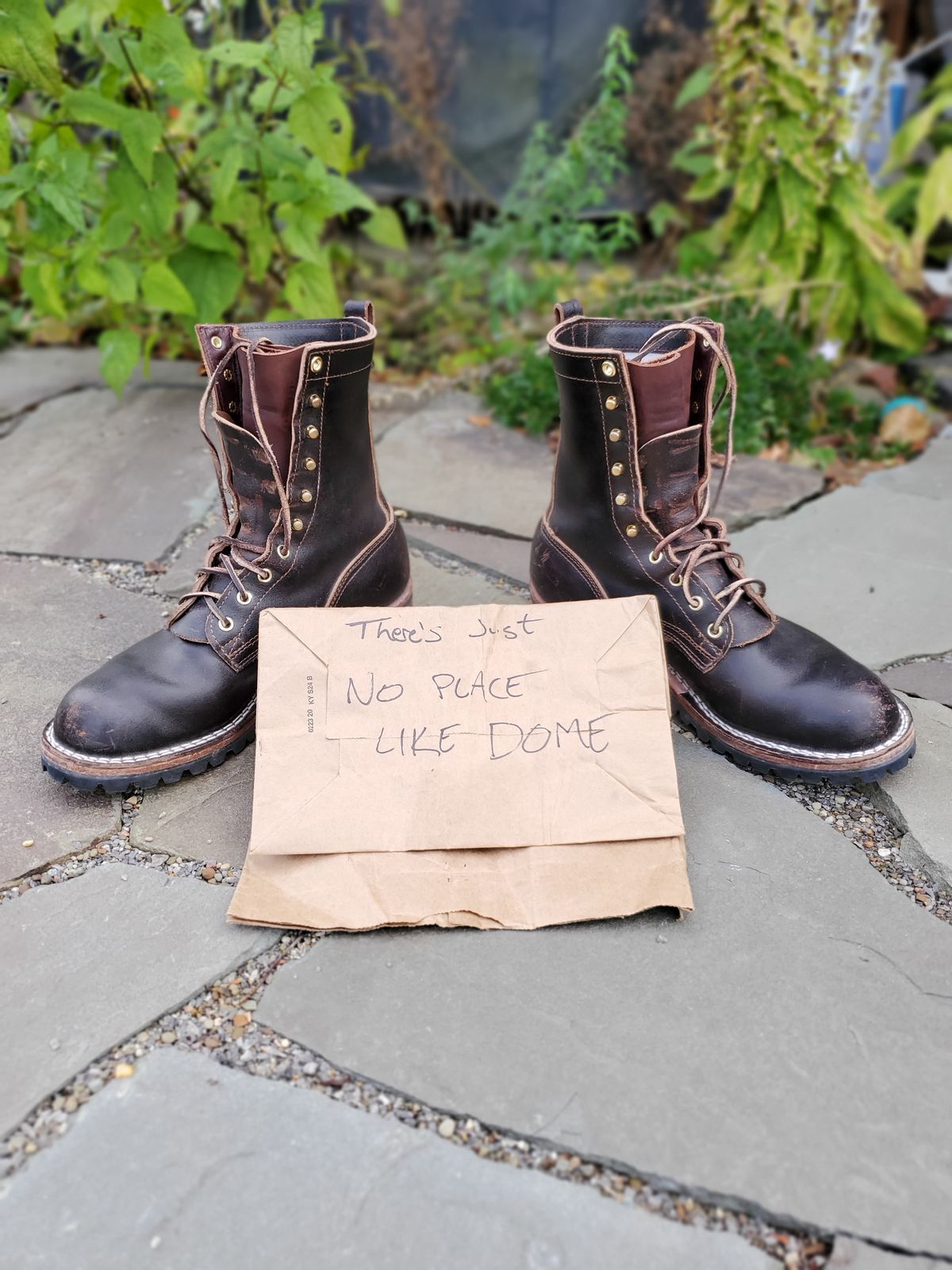 Photo by keitharth on November 6, 2022 of the Nicks Overlander in Horween Dark Brown Waxed Flesh.