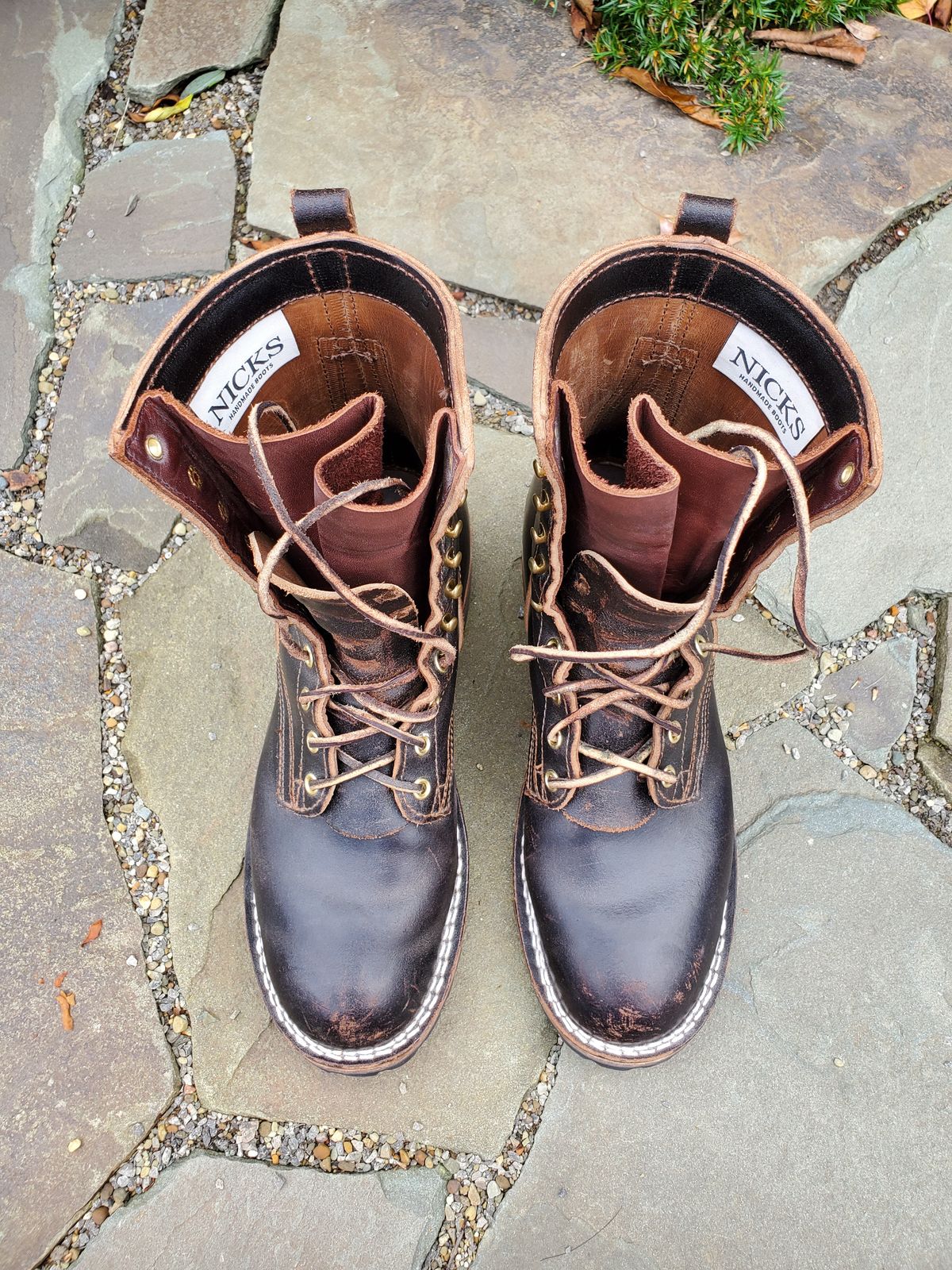 Photo by keitharth on November 6, 2022 of the Nicks Overlander in Horween Dark Brown Waxed Flesh.