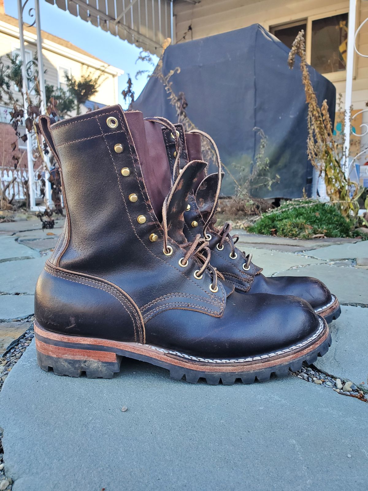 Photo by keitharth on December 5, 2022 of the Nicks Overlander in Horween Dark Brown Waxed Flesh.