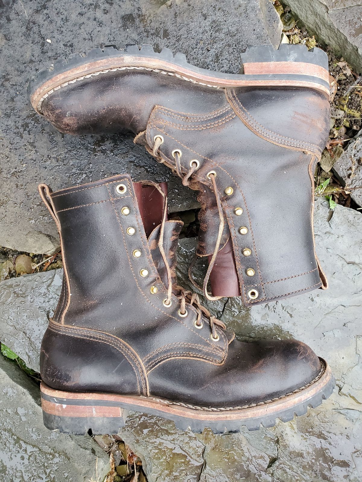 Photo by keitharth on February 4, 2023 of the Nicks Overlander in Horween Dark Brown Waxed Flesh.