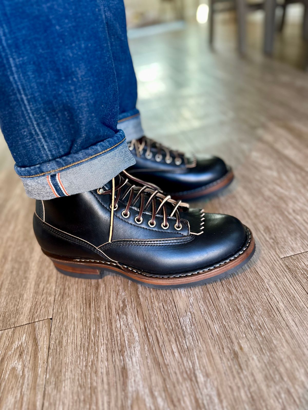Photo by West.Coast.Boots on October 31, 2024 of the White's Bounty Hunter in Horween Black Chromexcel.