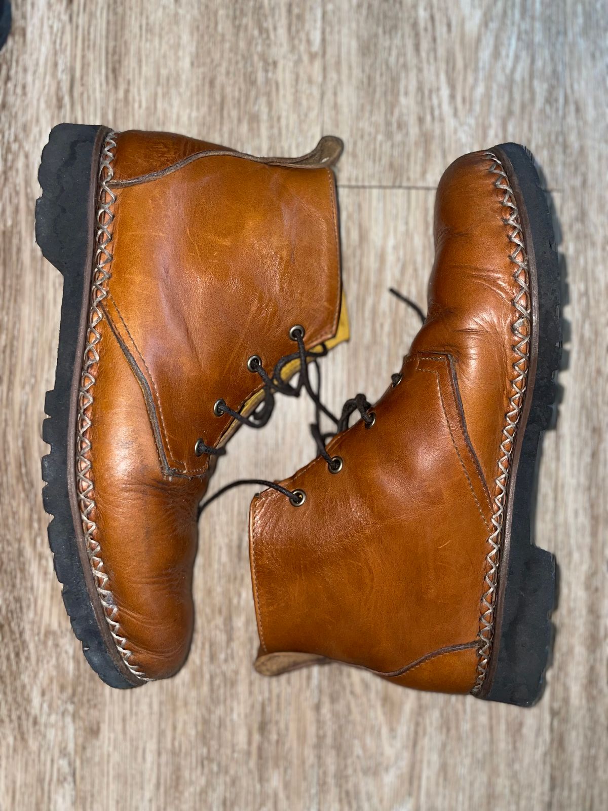 Photo by West.Coast.Boots on April 14, 2023 of the Quoddy Chukka in Unknown Material.