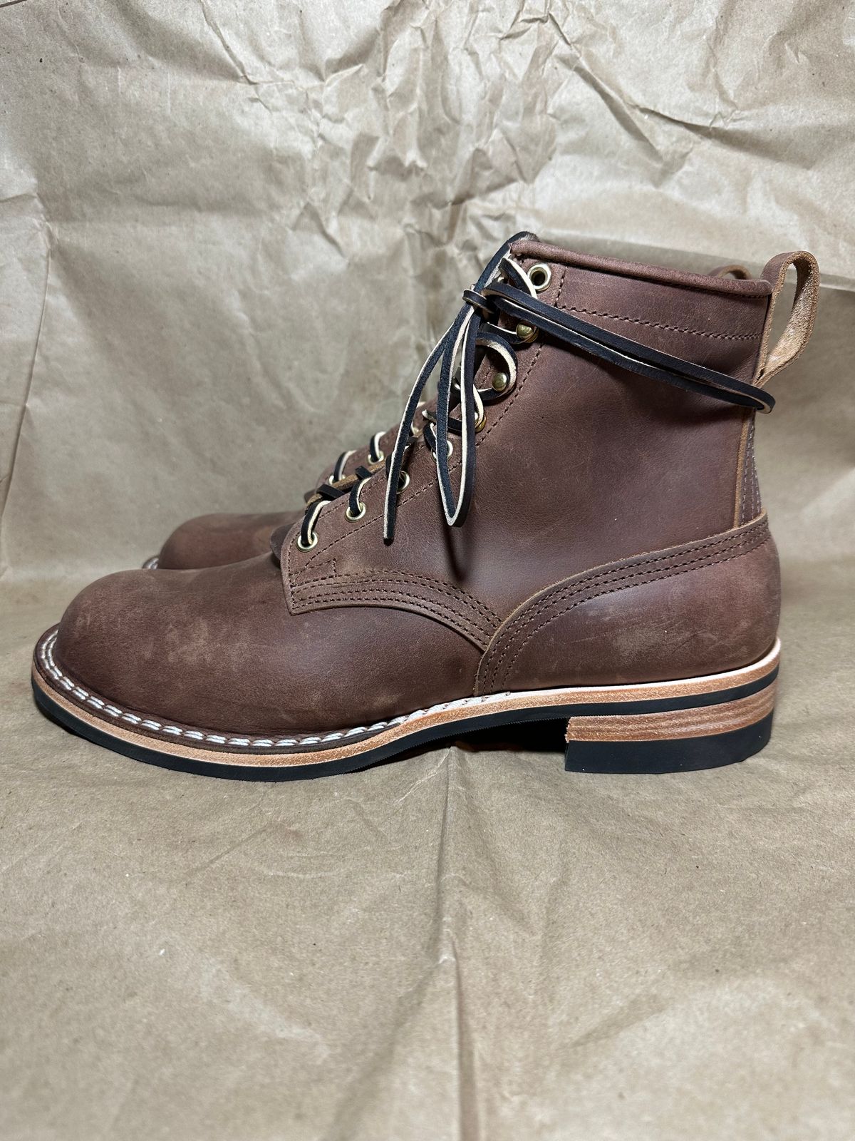 Photo by scuba.rawb on October 1, 2023 of the Nicks Falcon in Horween Whiskey Predator.