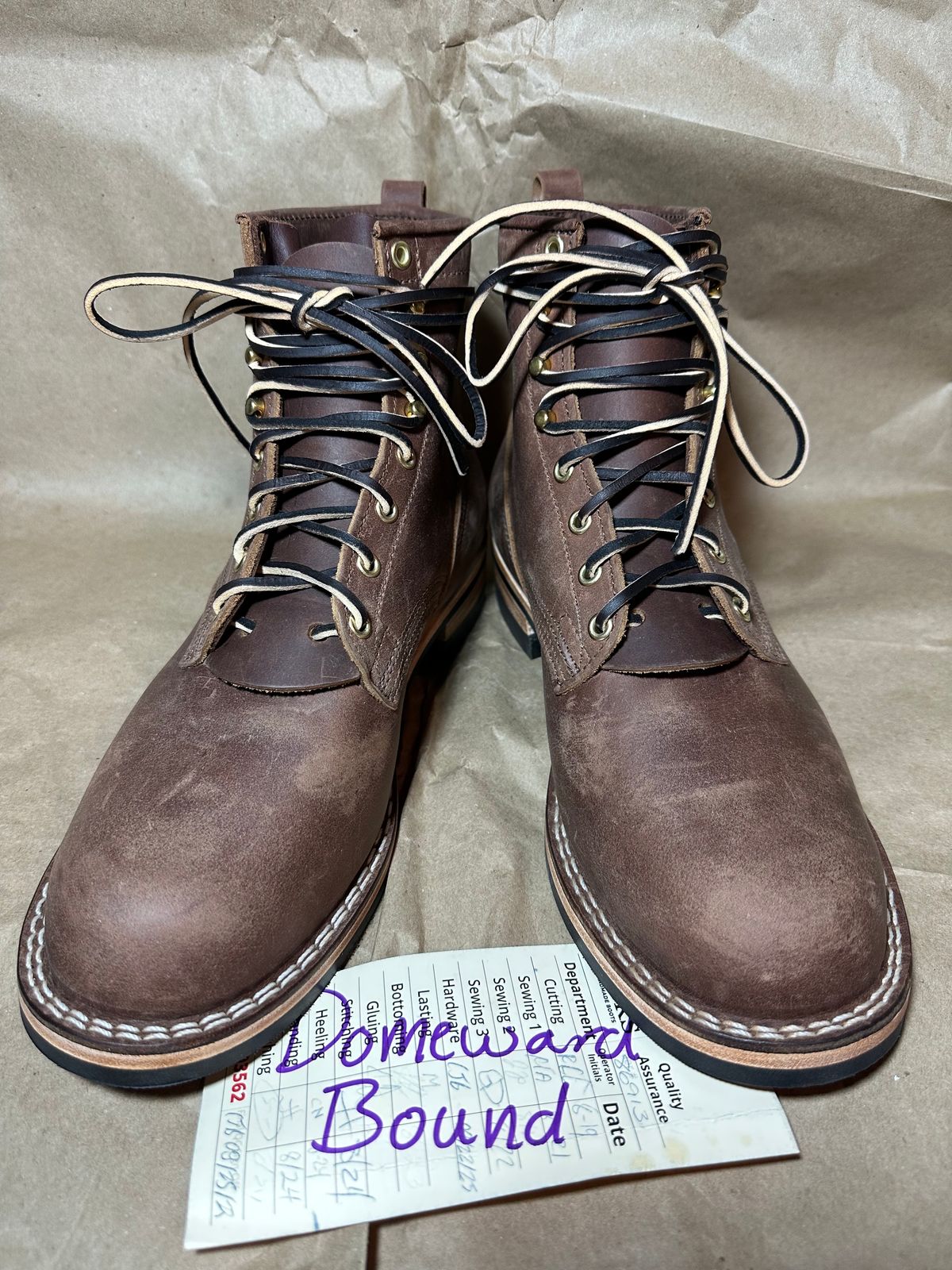Photo by scuba.rawb on October 1, 2023 of the Nicks Falcon in Horween Whiskey Predator.