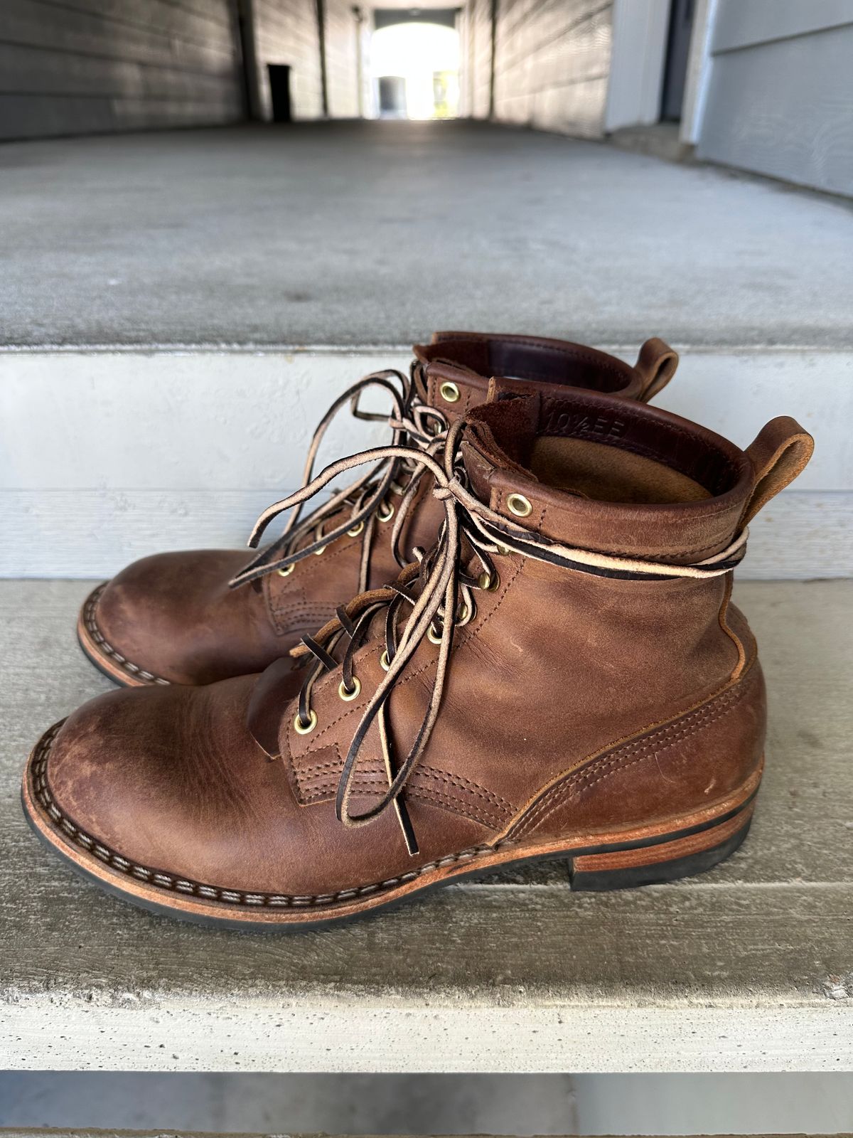 Photo by scuba.rawb on November 1, 2023 of the Nicks Falcon in Horween Whiskey Predator.