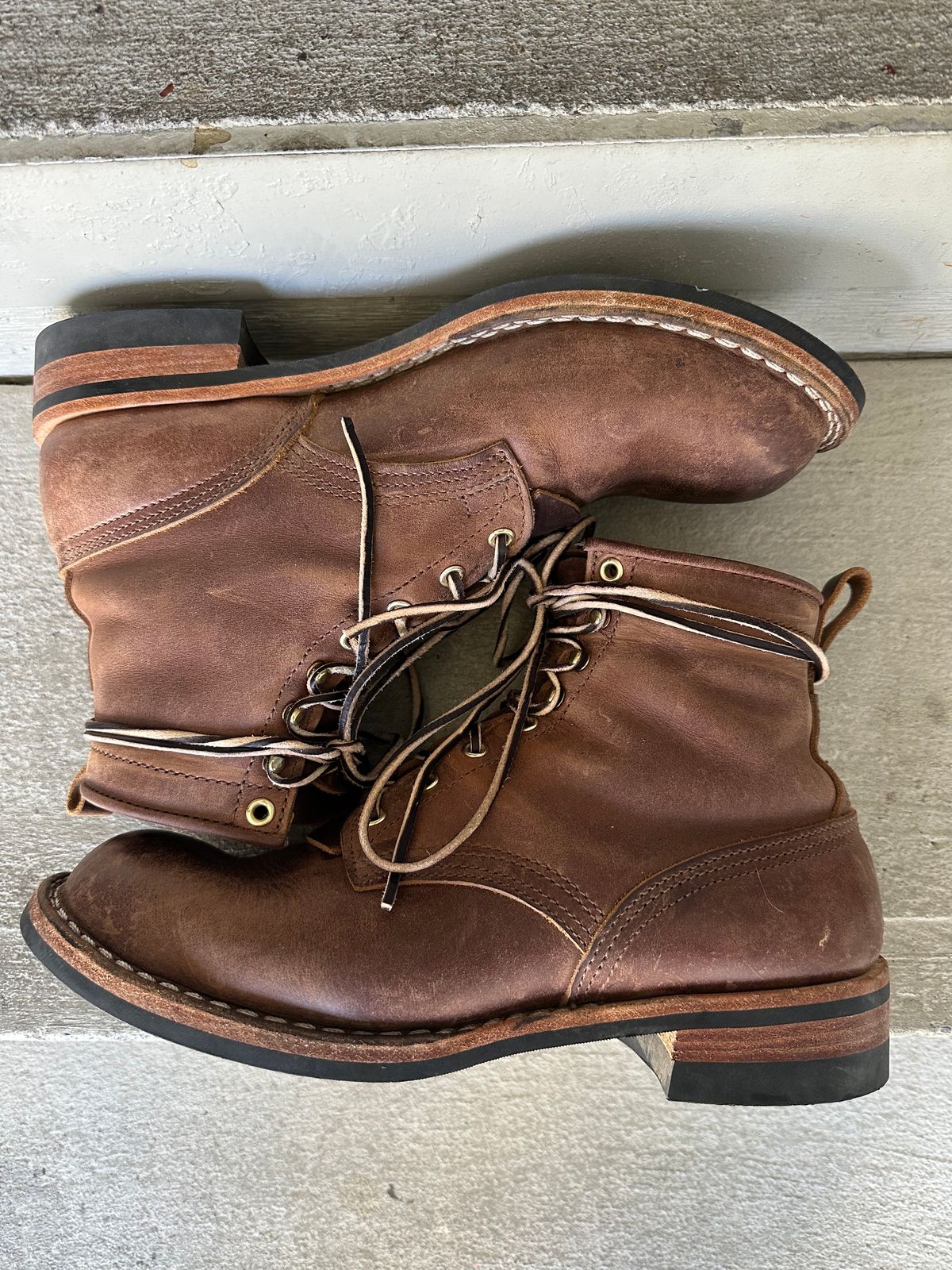 Photo by scuba.rawb on November 1, 2023 of the Nicks Falcon in Horween Whiskey Predator.
