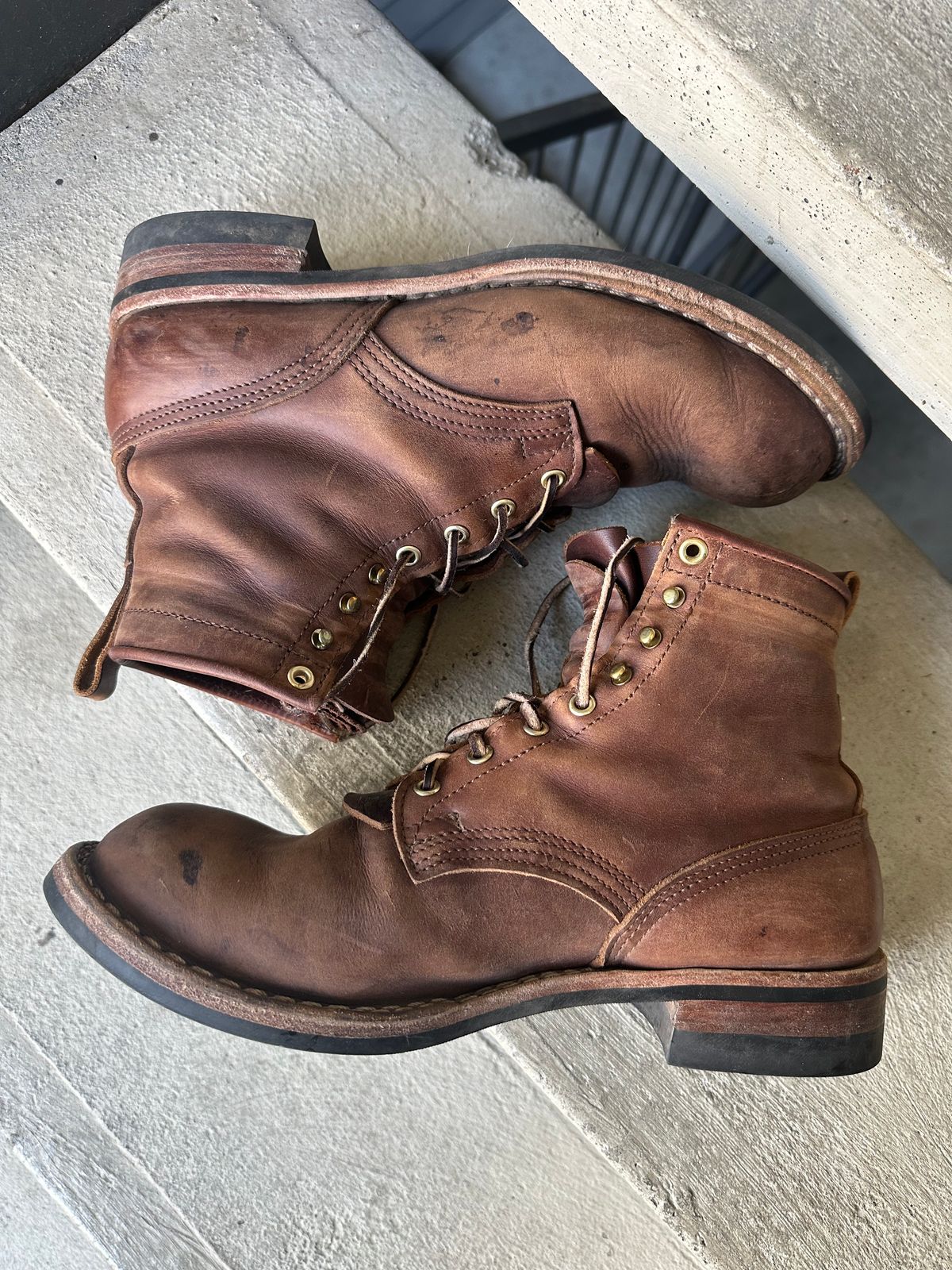 Photo by scuba.rawb on March 5, 2024 of the Nicks Falcon in Horween Whiskey Predator.