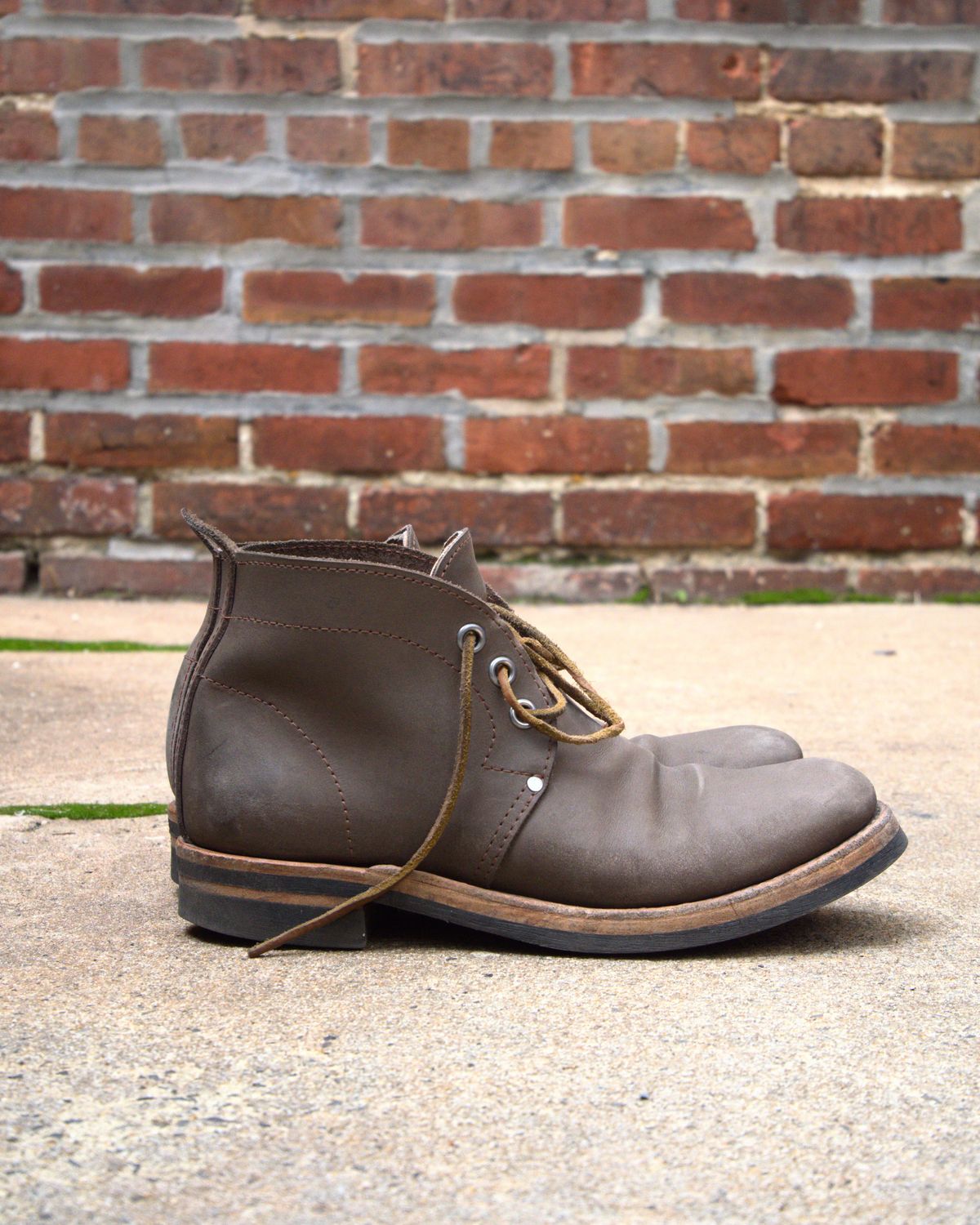 Photo by blaisebootco on December 4, 2023 of the Blaise Boot Co. Traveler Chukka in Grease Trap Grey Nubuck.