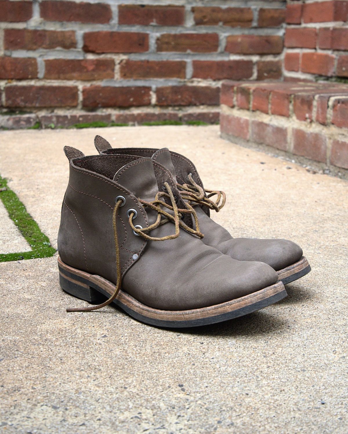 Photo by blaisebootco on December 5, 2023 of the Blaise Boot Co. Traveler Chukka in Grease Trap Grey Nubuck.
