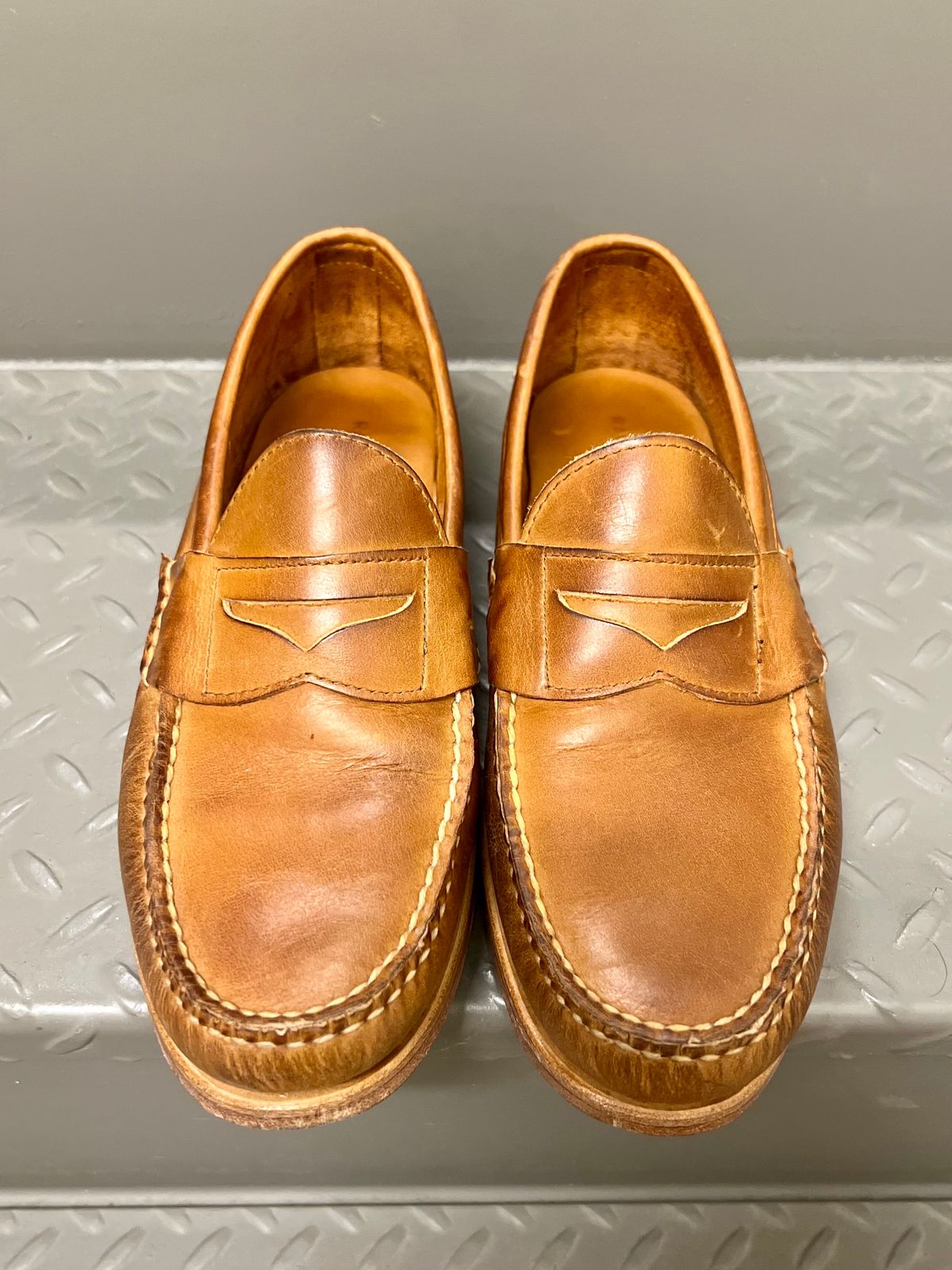 Photo by doctoryen on November 5, 2023 of the Rancourt & Co. Eastport Penny Loafer in Horween Tan Bulldog.