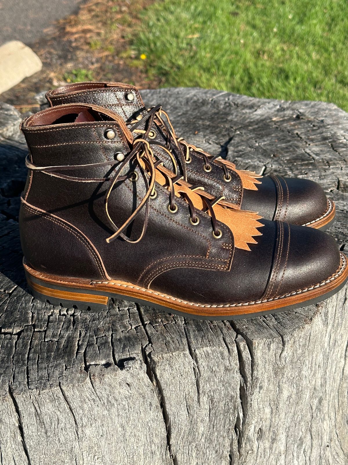 Photo by S3th.bryant on October 1, 2023 of the Truman Service Boot in Horween Java Waxed Flesh.