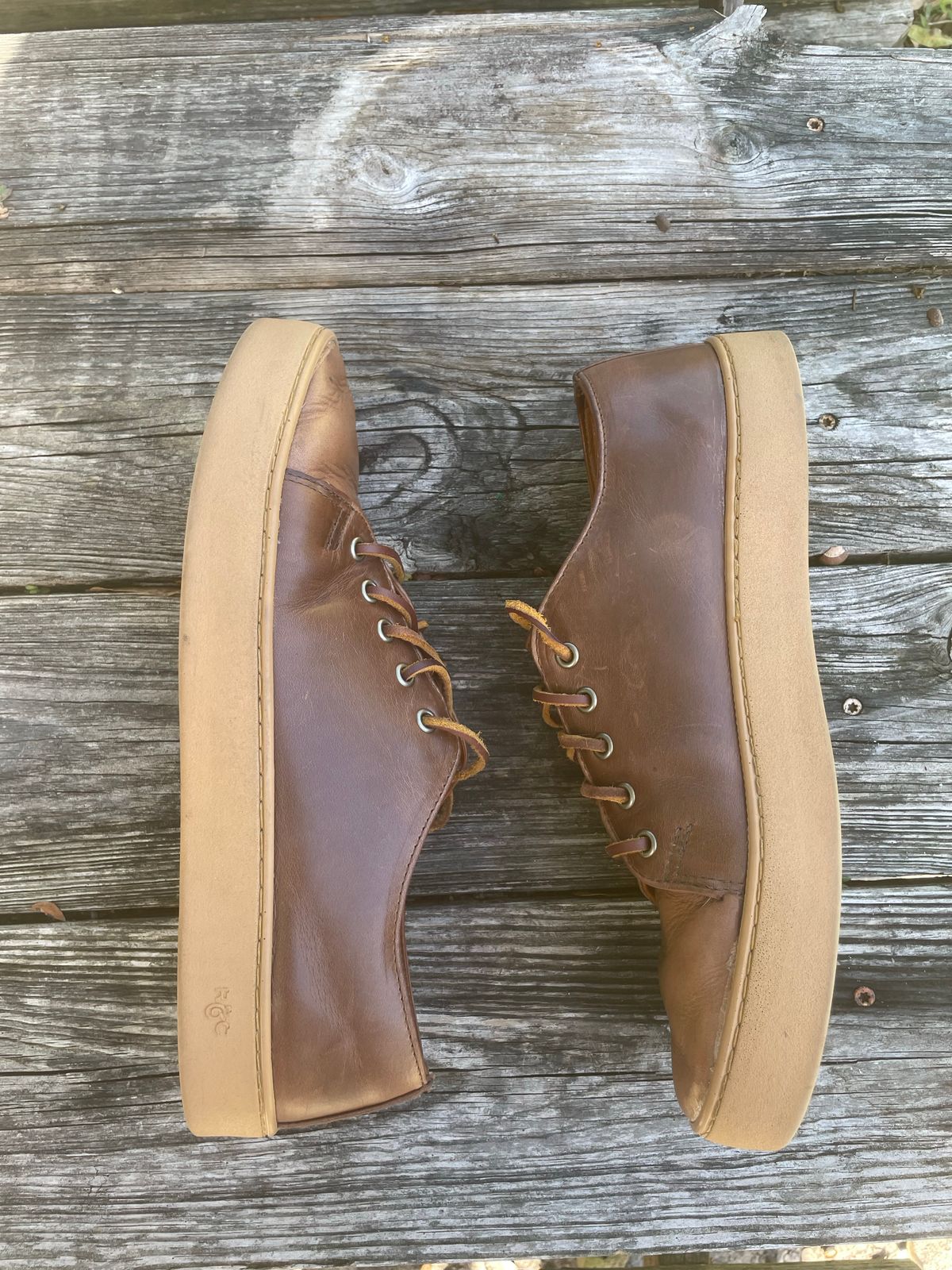 Photo by bawls on December 3, 2022 of the Rancourt & Co. Unlisted Model in Horween Brown Chromexcel.