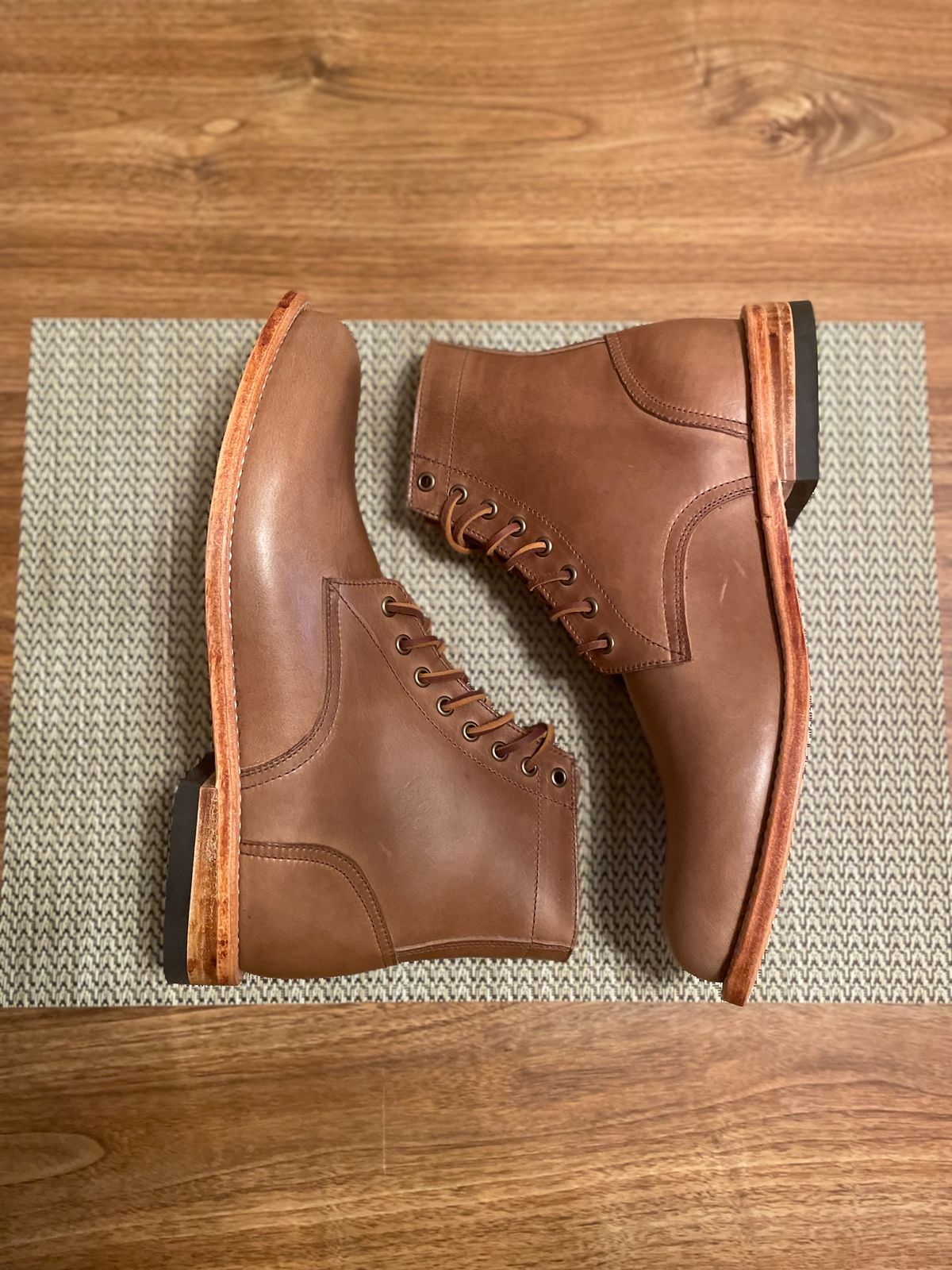 Photo by bawls on October 1, 2023 of the Oak Street Bootmakers Trench Boot in Horween Natural Chromexcel.