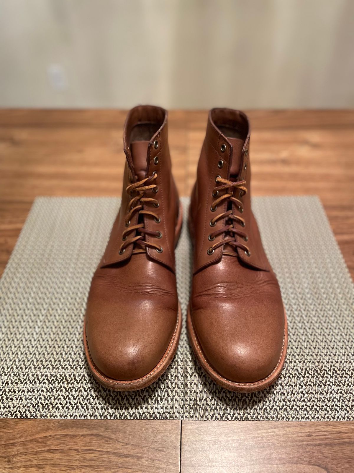 Photo by bawls on December 1, 2023 of the Oak Street Bootmakers Trench Boot in Horween Natural Chromexcel.