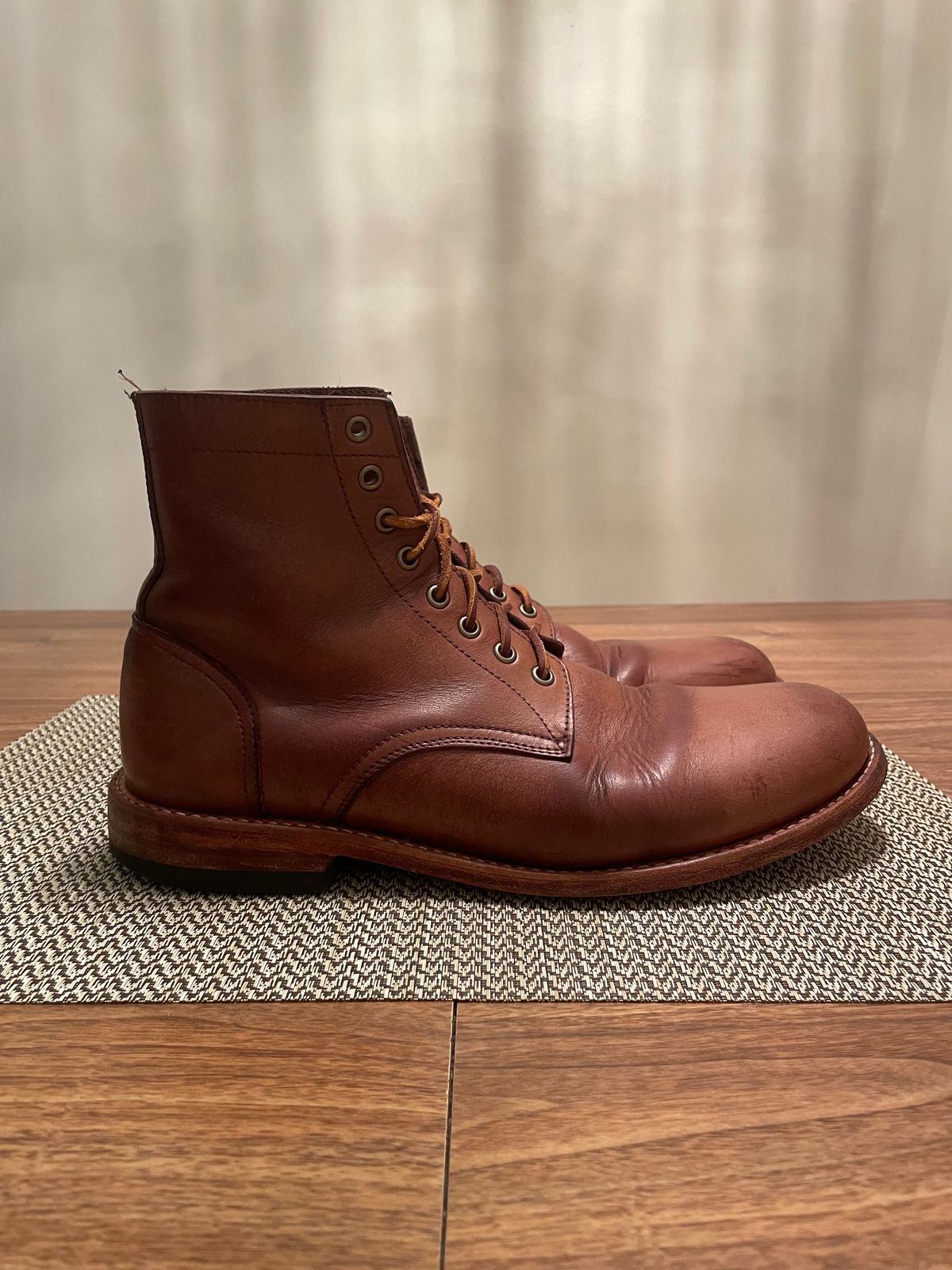 Photo by bawls on February 5, 2024 of the Oak Street Bootmakers Trench Boot in Horween Natural Chromexcel.