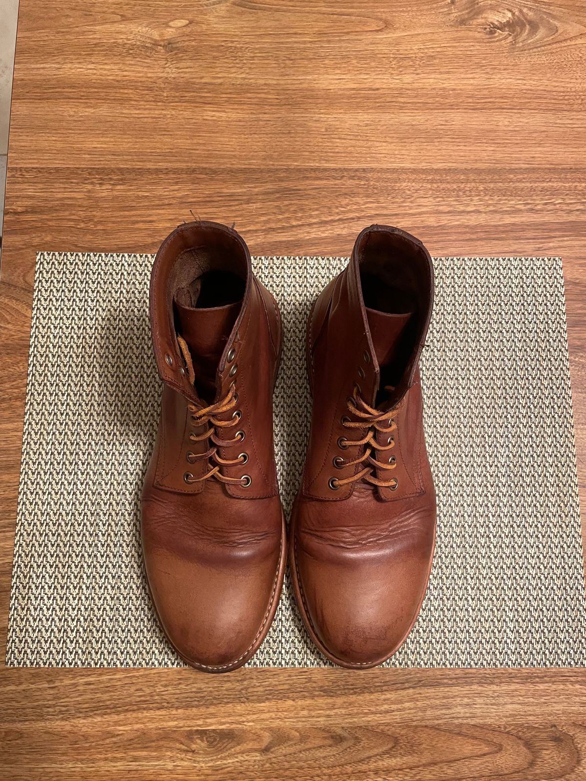 Photo by bawls on February 5, 2024 of the Oak Street Bootmakers Trench Boot in Horween Natural Chromexcel.