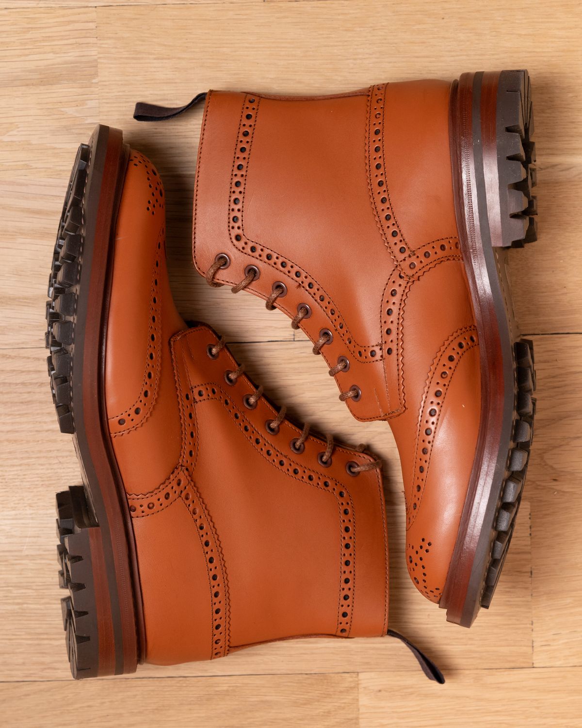 Photo by vubui on October 13, 2024 of the Tricker's Malton Country Boot in C-Shade Tan.