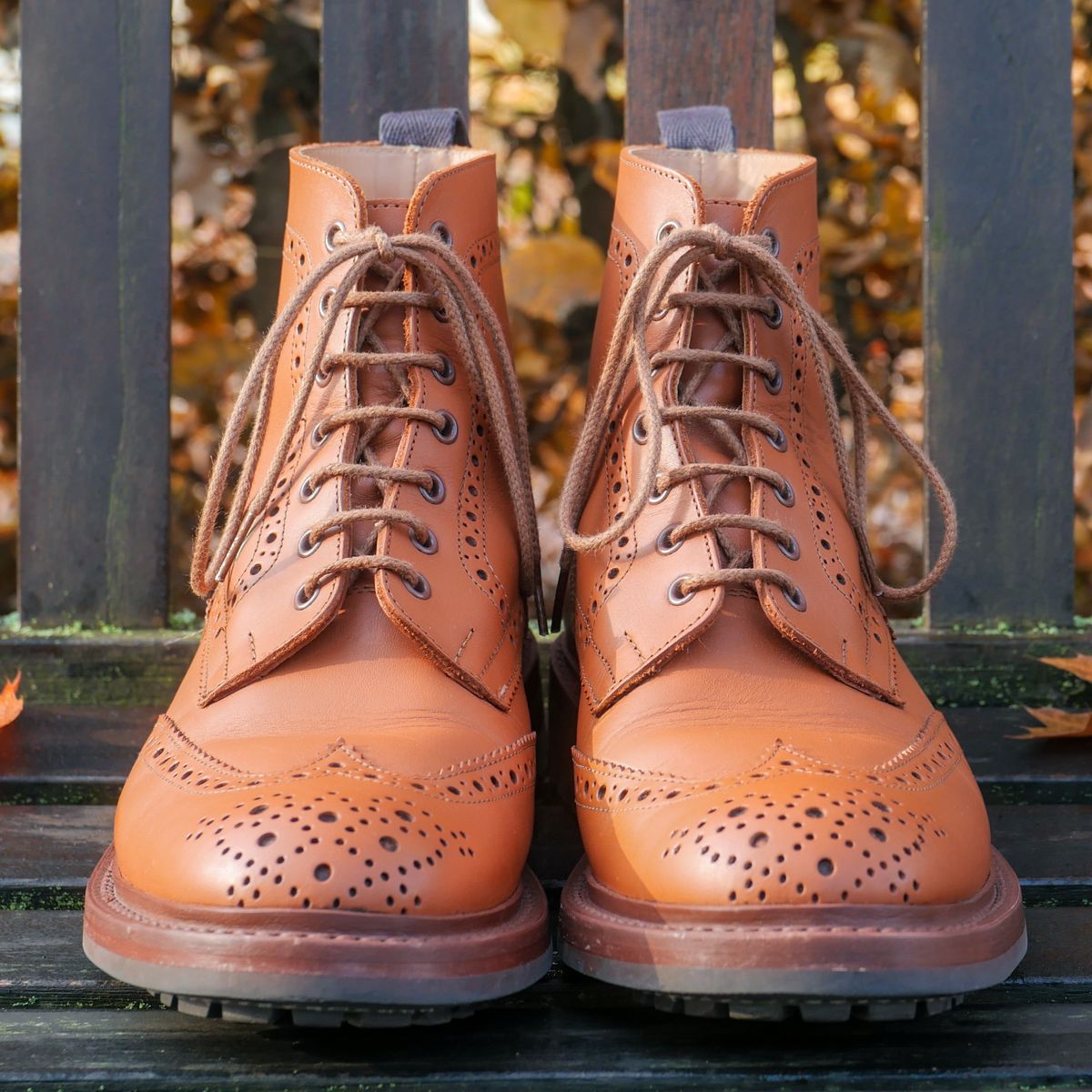 Photo by vubui on November 5, 2024 of the Tricker's Malton Country Boot in C-Shade Tan.