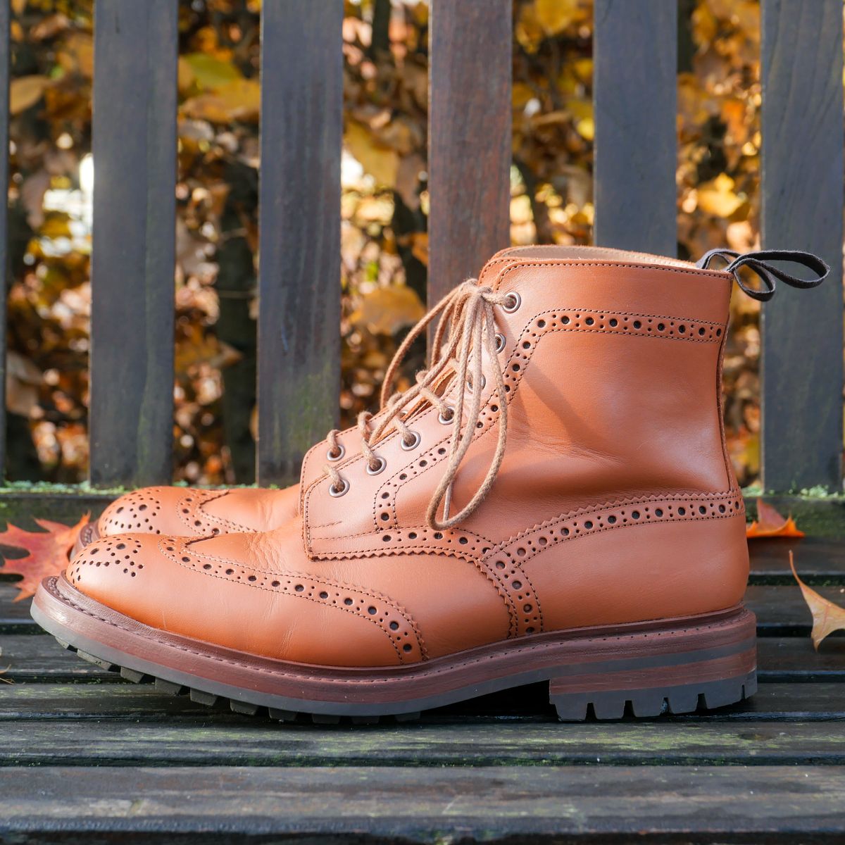 Photo by vubui on November 5, 2024 of the Tricker's Malton Country Boot in C-Shade Tan.