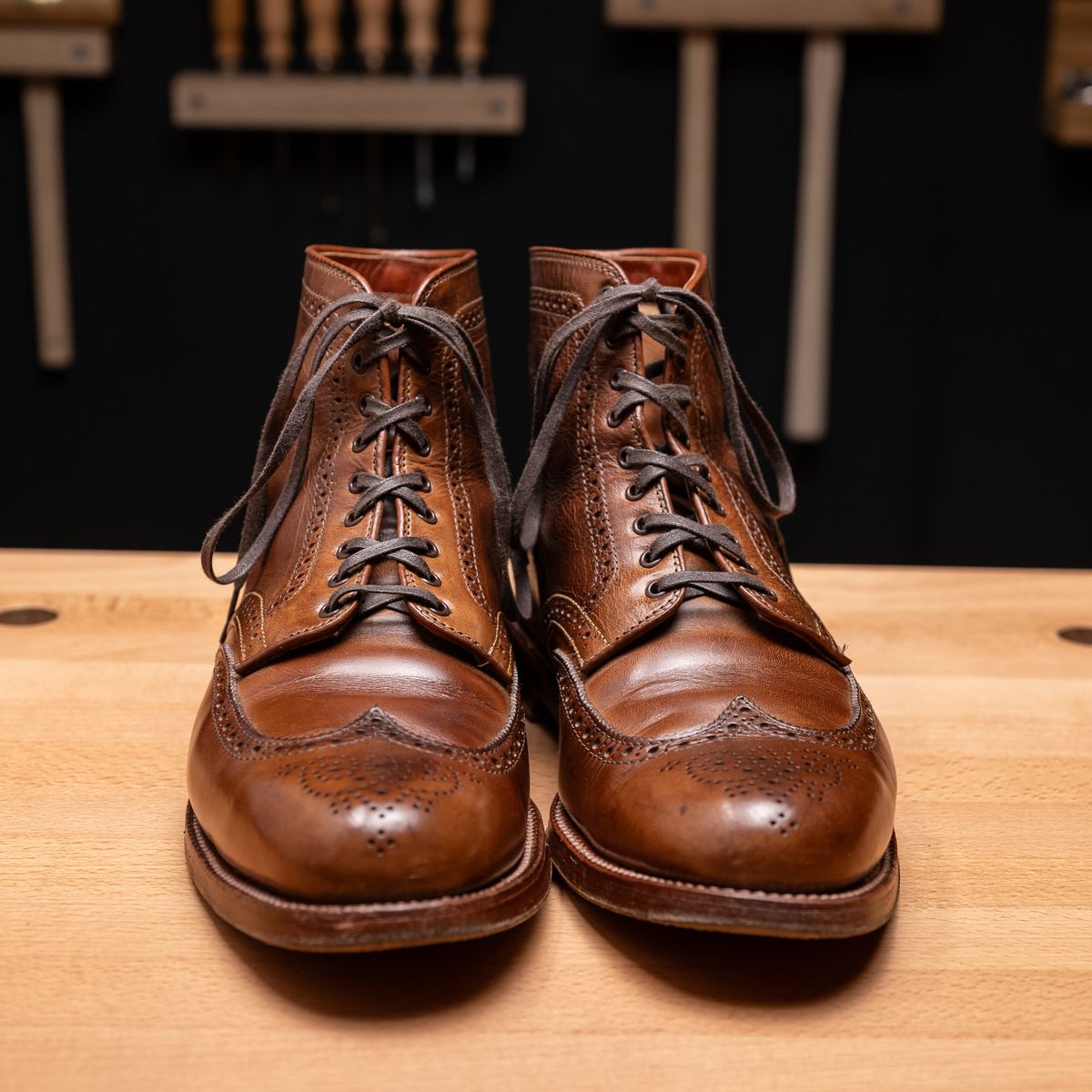 Photo by vubui on December 26, 2023 of the Alden Wingtip Boot in Horween Natural Chromexcel.