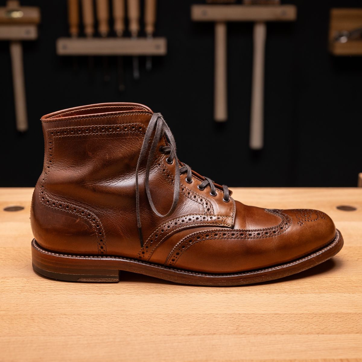 Photo by vubui on December 26, 2023 of the Alden Wingtip Boot in Horween Natural Chromexcel.