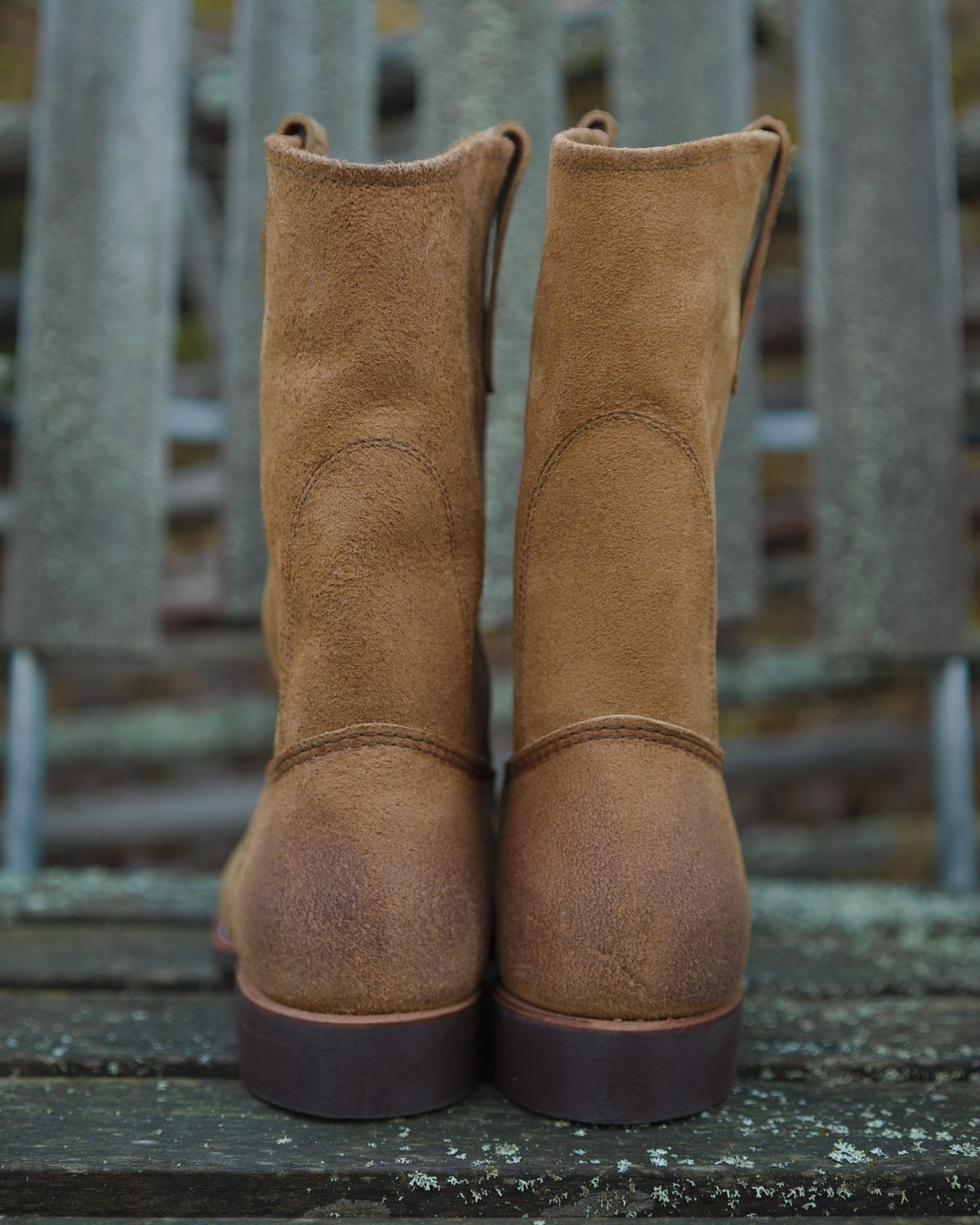 Photo by vubui on November 3, 2025 of the Red Wing Pecos in S.B. Foot Hawthorne Muleskinner.