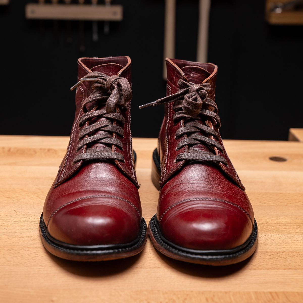 Photo by vubui on December 26, 2023 of the Wolverine 1000 Mile Krause in Horween Rust Dublin.